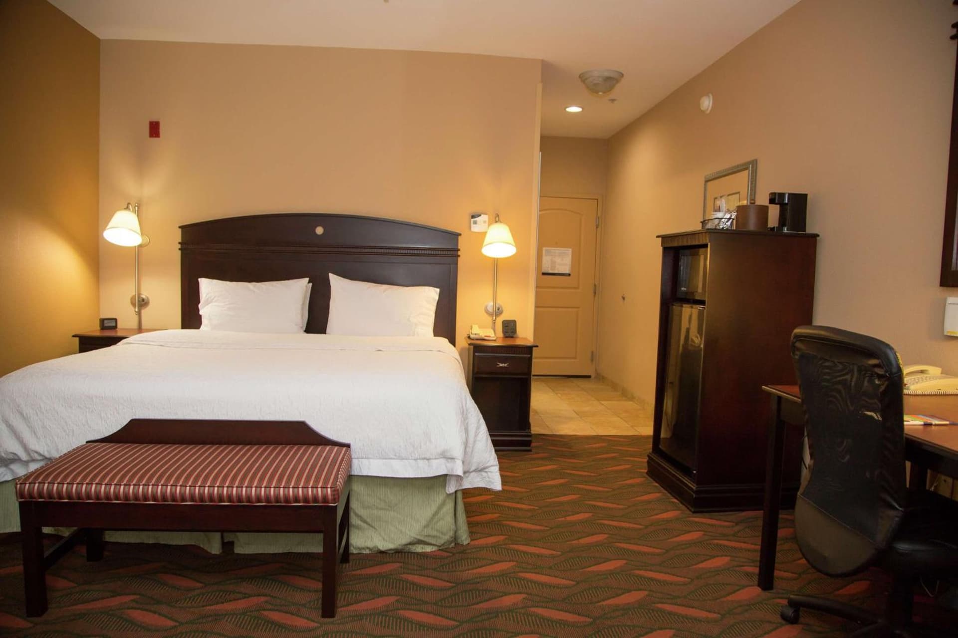 Hampton Inn & Suites Houston Rosenberg gallery photo in Rosenberg, TX — image 48