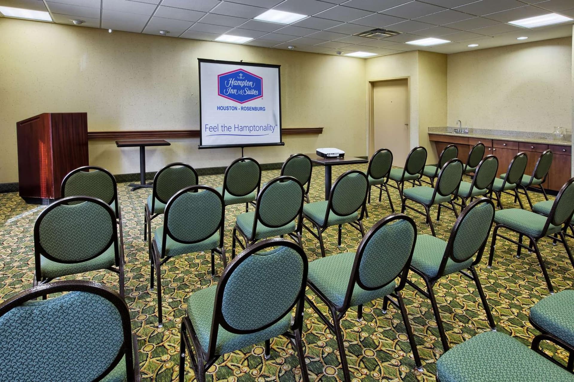 Hampton Inn & Suites Houston Rosenberg gallery photo in Rosenberg, TX — image 14