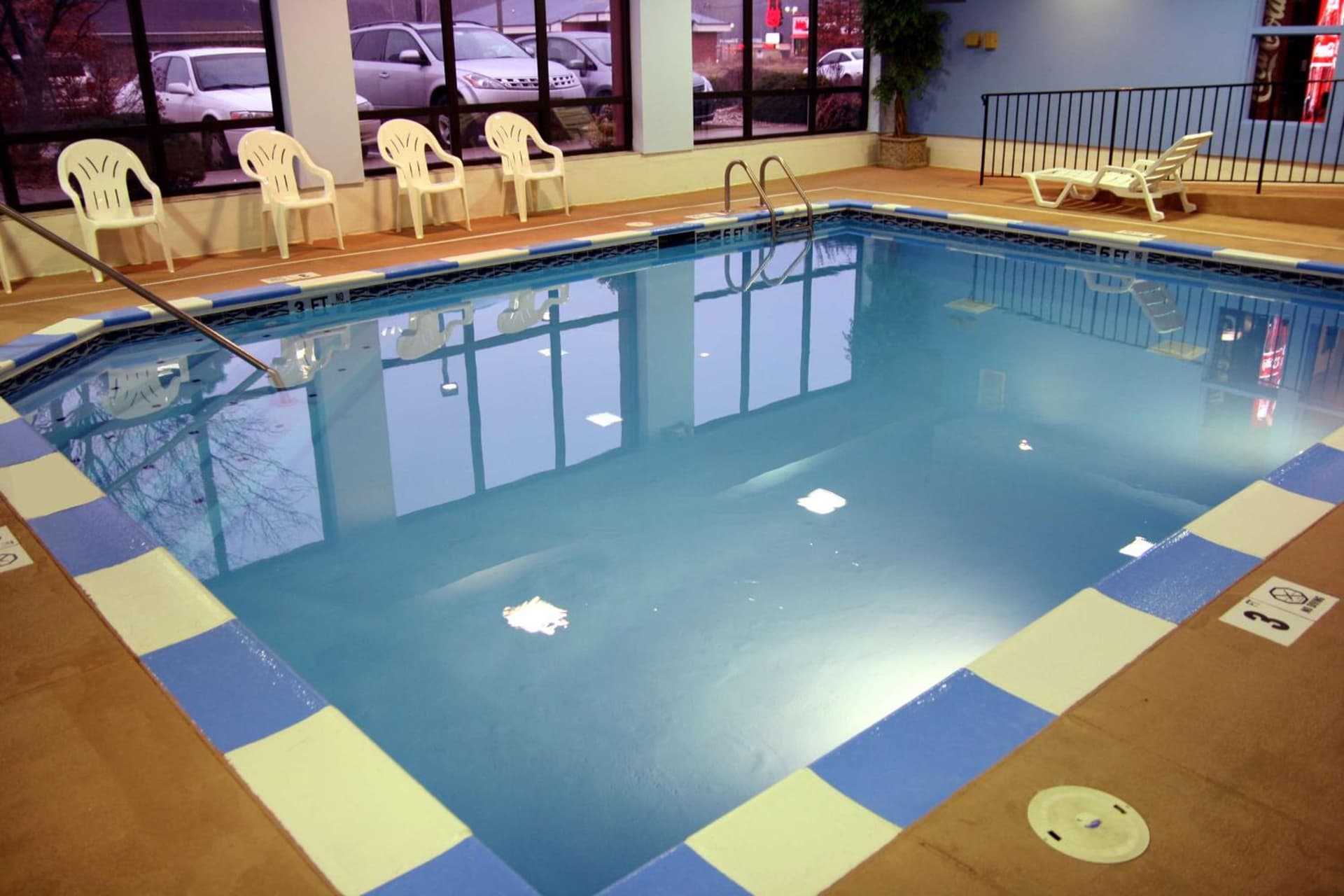 Hampton Inn Ashland gallery photo in Ashland, KY — image 4