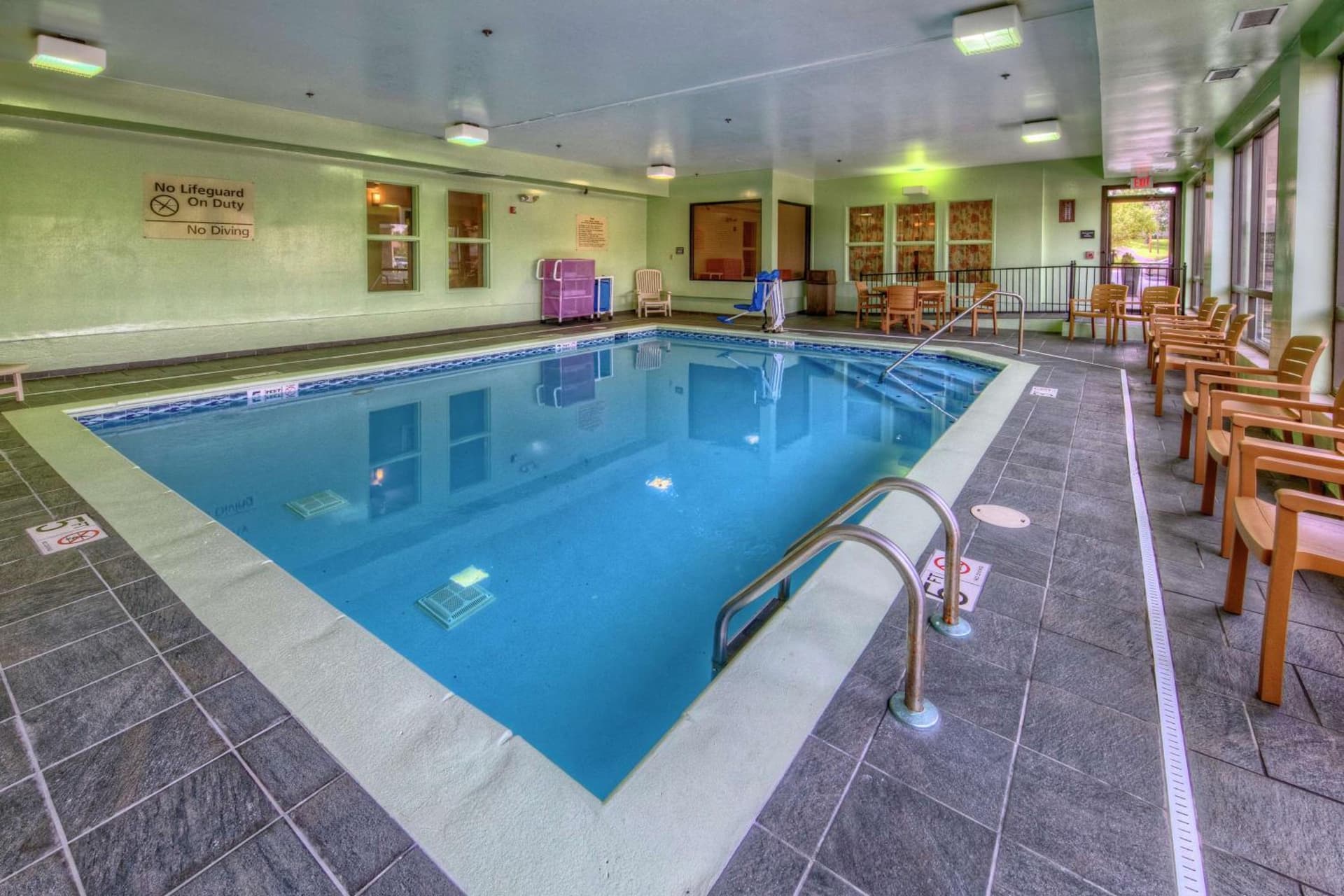 Hampton Inn Ashland gallery photo in Ashland, KY — image 31