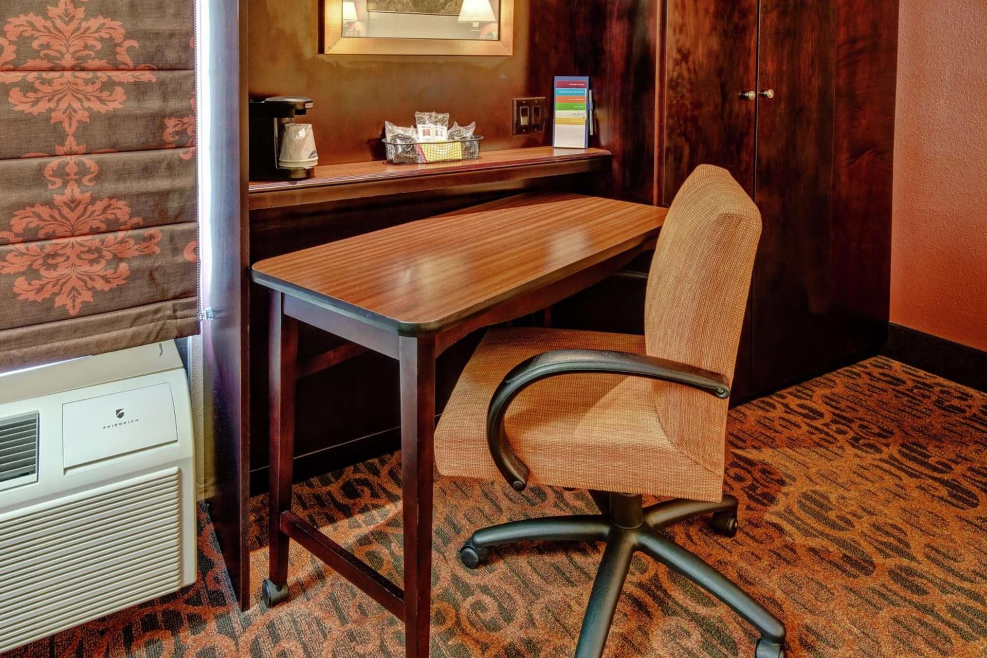 Hampton Inn Ashland gallery photo in Ashland, KY — image 20