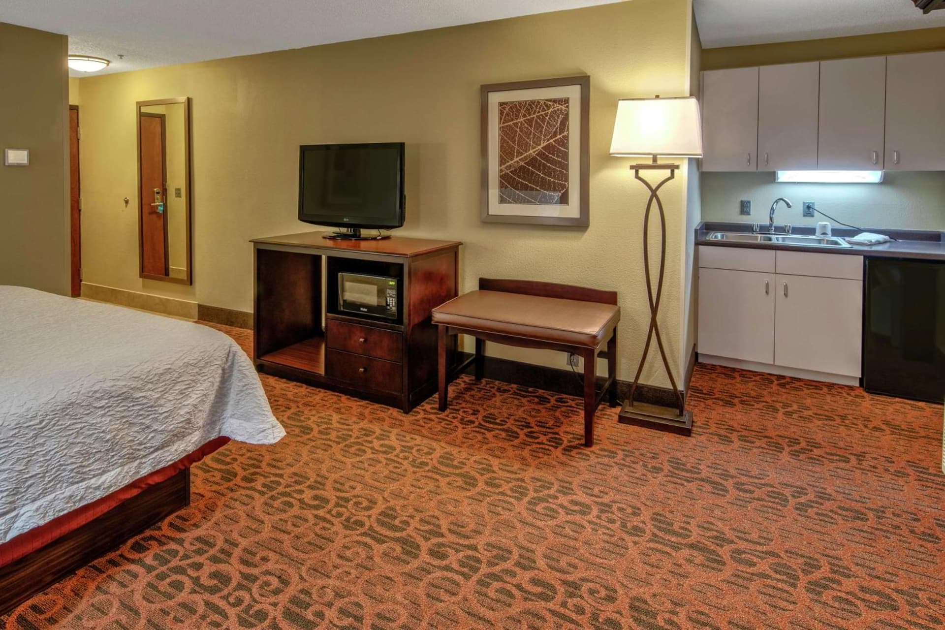 Hampton Inn Ashland gallery photo in Ashland, KY — image 24