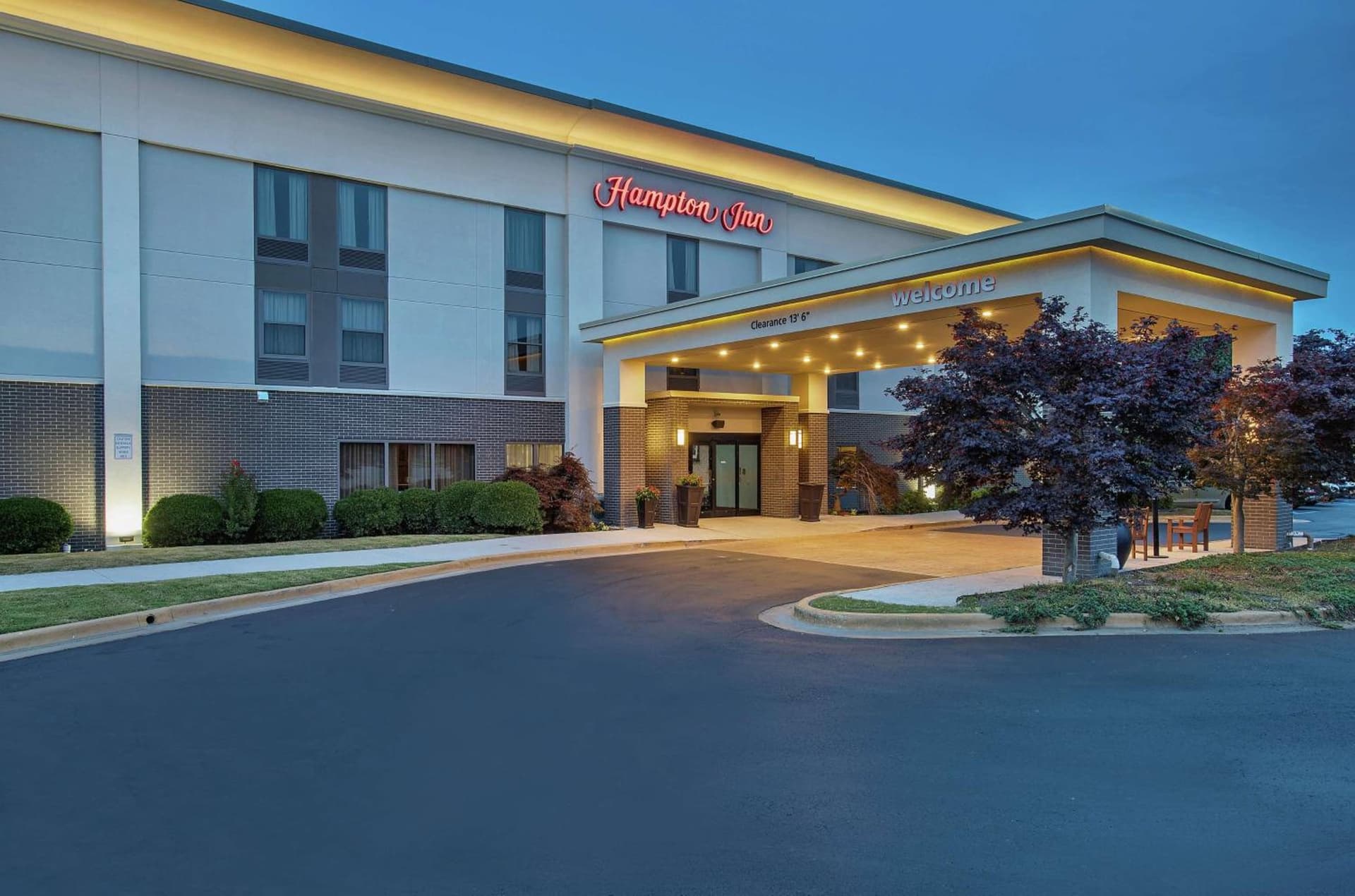 Hampton Inn Cullman featured exterior or lobby in Cullman, AL — similar hotel