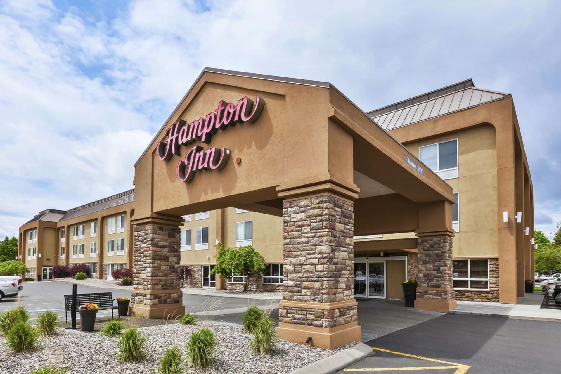 Country Inn & Suites by Radisson, Idaho Falls at the Mall featured exterior or lobby in Idaho Falls, ID — similar hotel