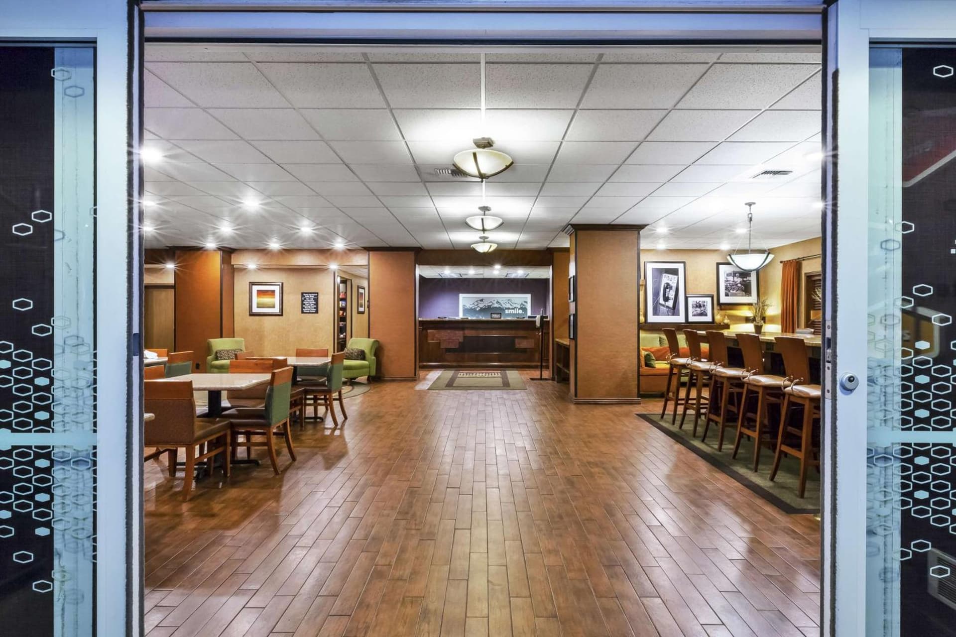 Country Inn & Suites by Radisson, Idaho Falls at the Mall gallery photo in Idaho Falls, ID — image 9