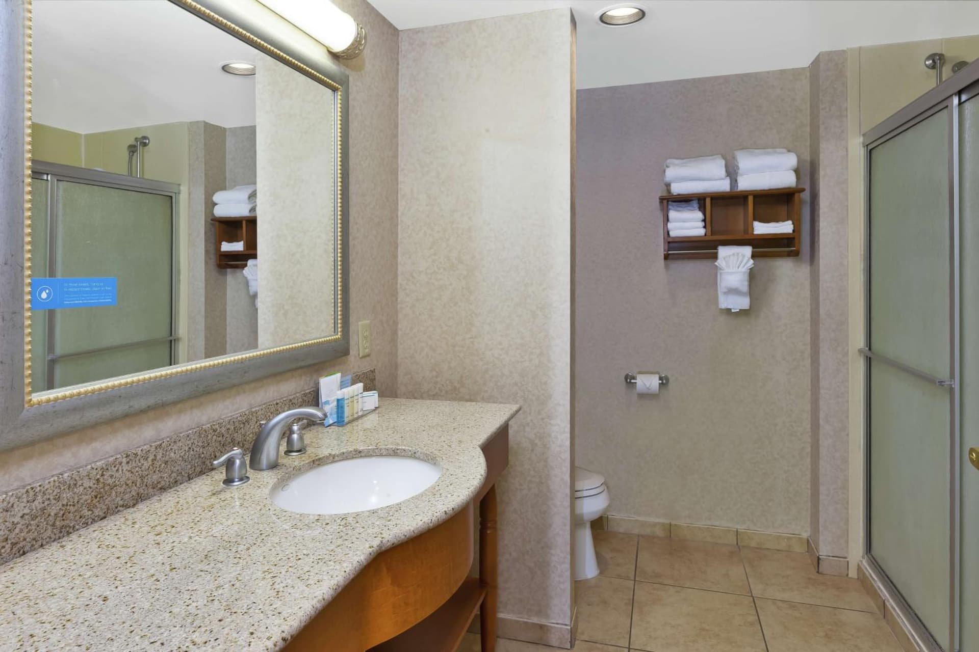 Country Inn & Suites by Radisson, Idaho Falls at the Mall gallery photo in Idaho Falls, ID — image 5