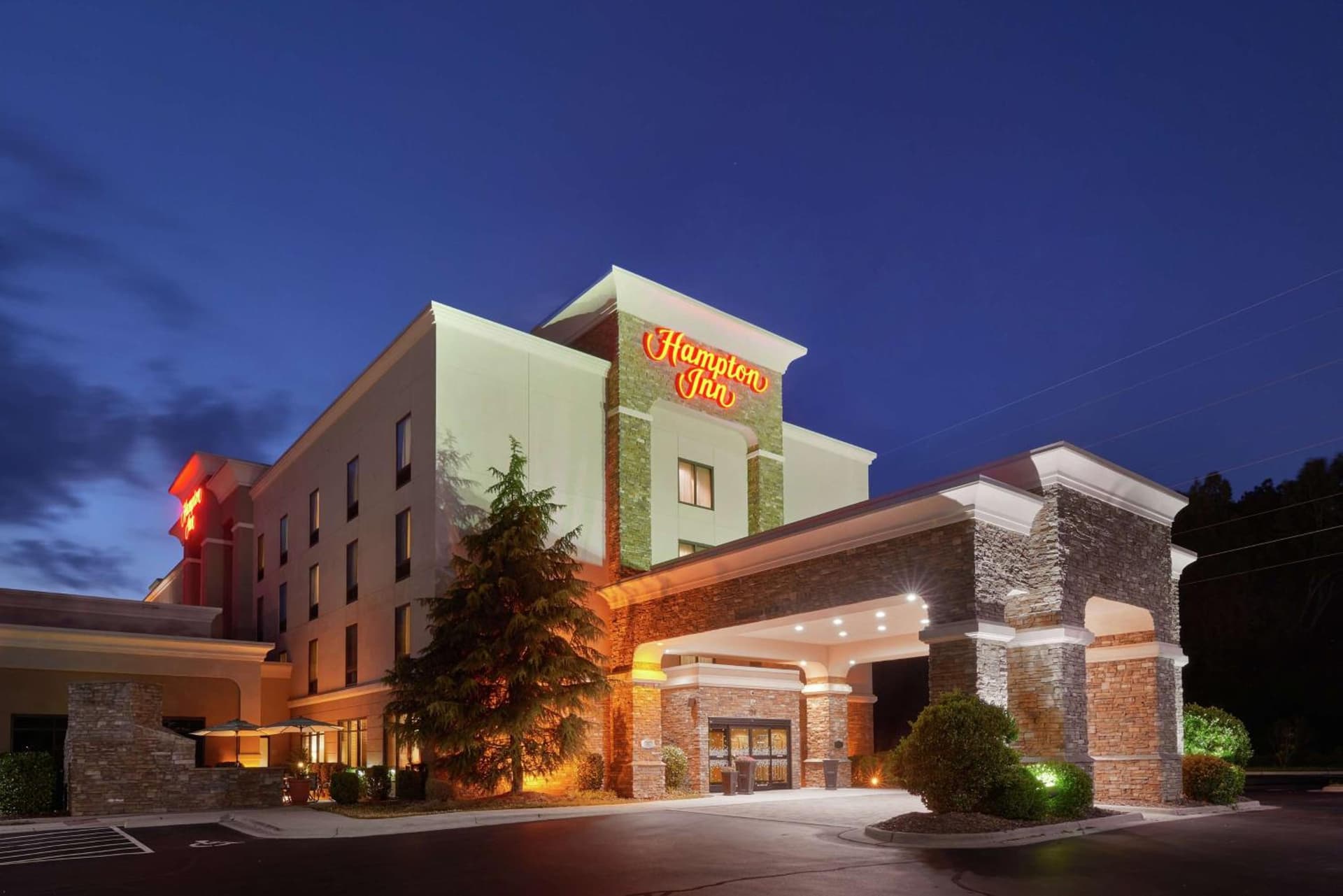 Hampton Inn Bermuda Run / Advance interior in Bermuda Run, NC — gallery photo 2