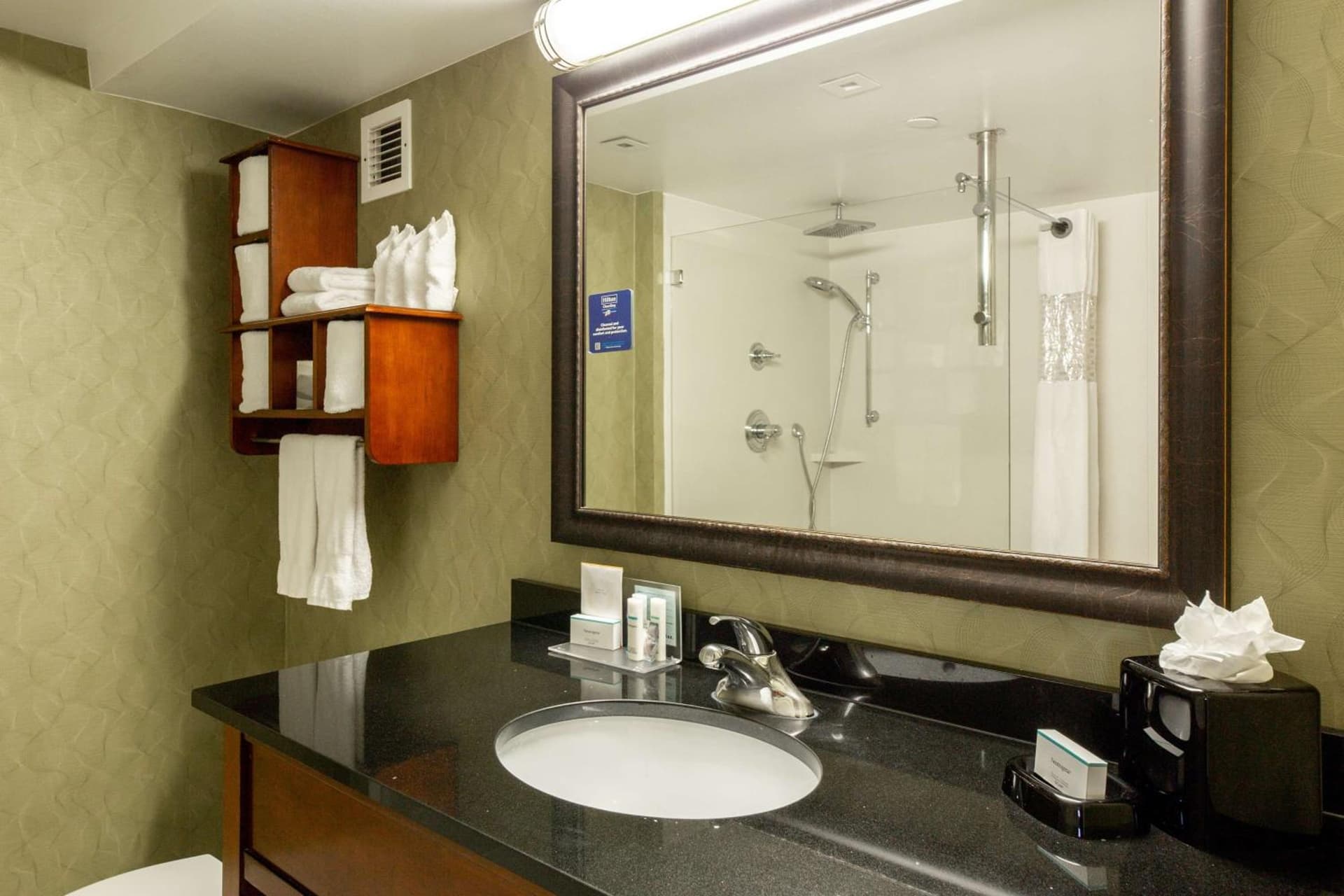 Hampton Inn Winston-Salem Hanes Mall gallery photo in Winston-Salem, NC — image 31