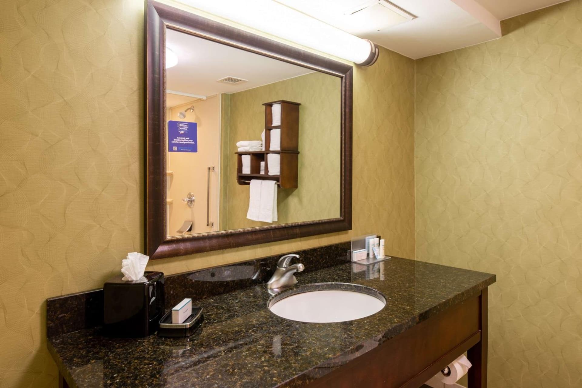 Hampton Inn Winston-Salem Hanes Mall gallery photo in Winston-Salem, NC — image 8