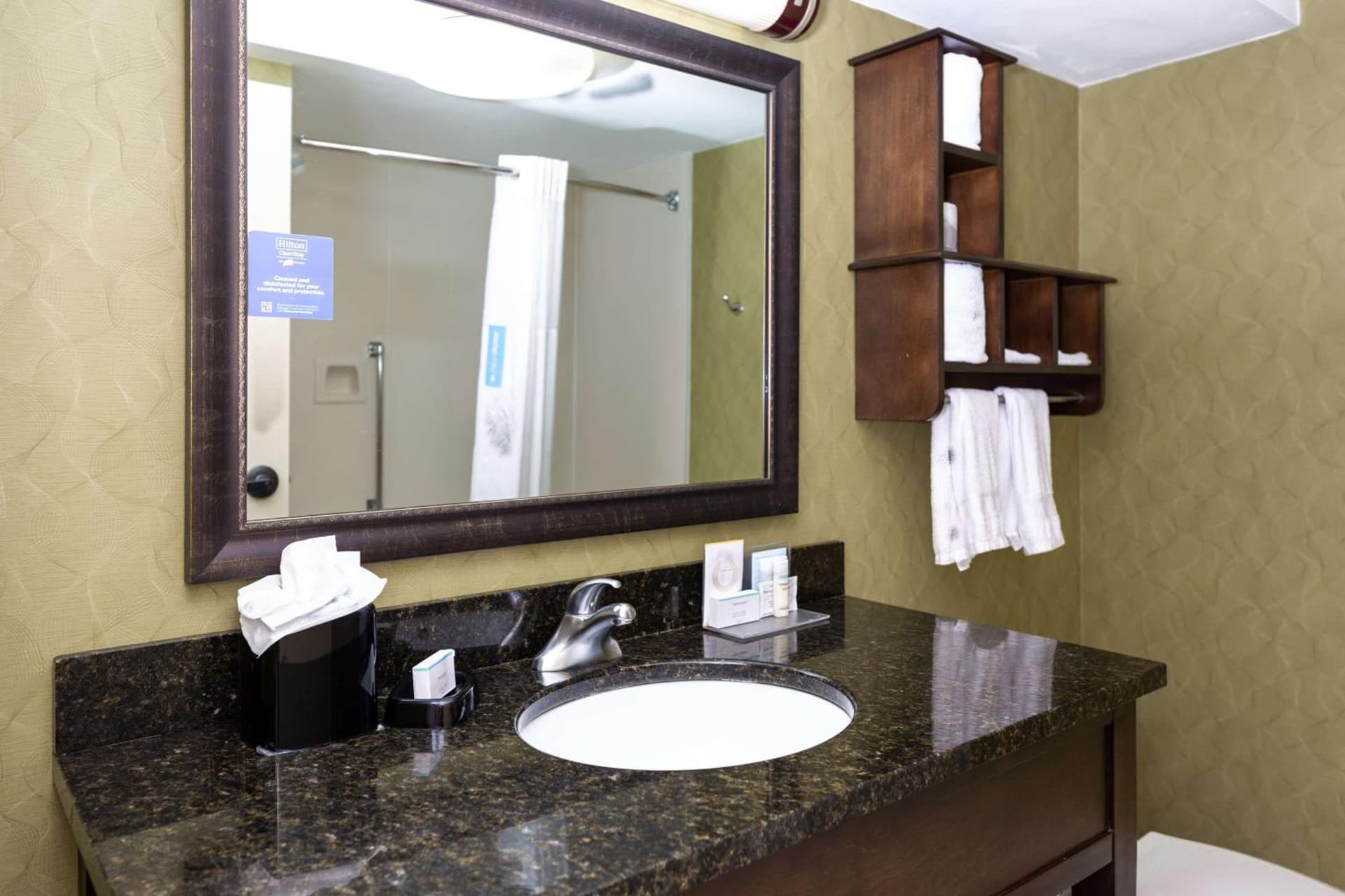 Hampton Inn Winston-Salem Hanes Mall gallery photo in Winston-Salem, NC — image 34