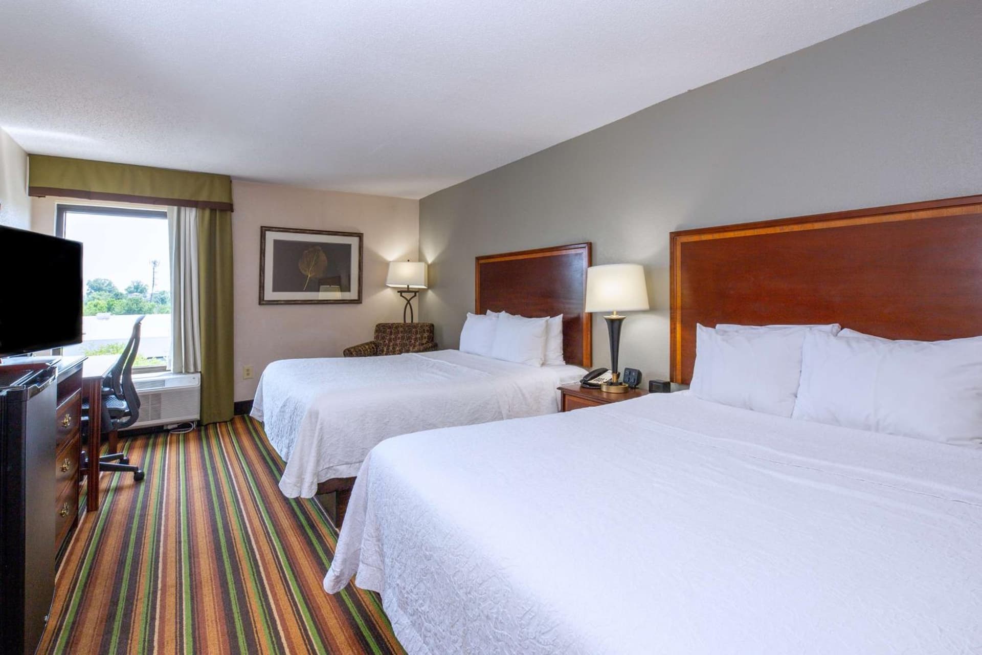 Hampton Inn Winston-Salem Hanes Mall gallery photo in Winston-Salem, NC — image 4