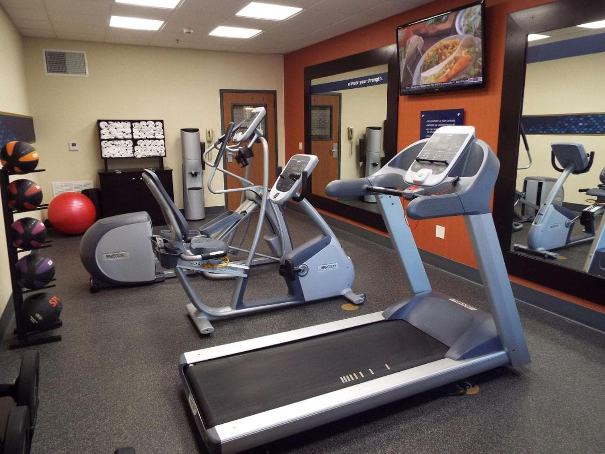 Hampton Inn Clinton property views in Clinton, MS — gallery photo 3
