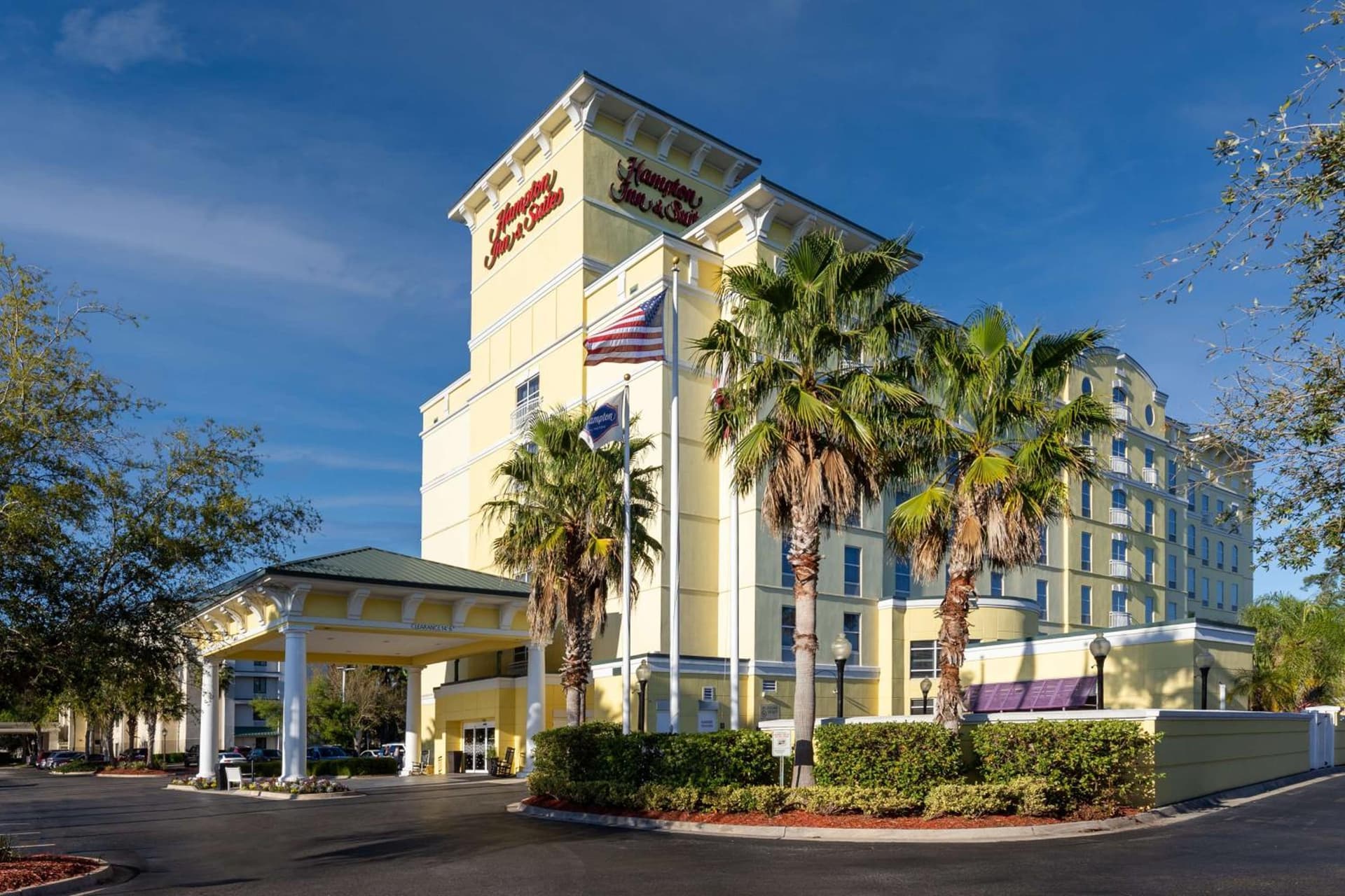 Hampton Inn & Suites Jacksonville Deerwood Park featured exterior or lobby in Jacksonville, FL — similar hotel