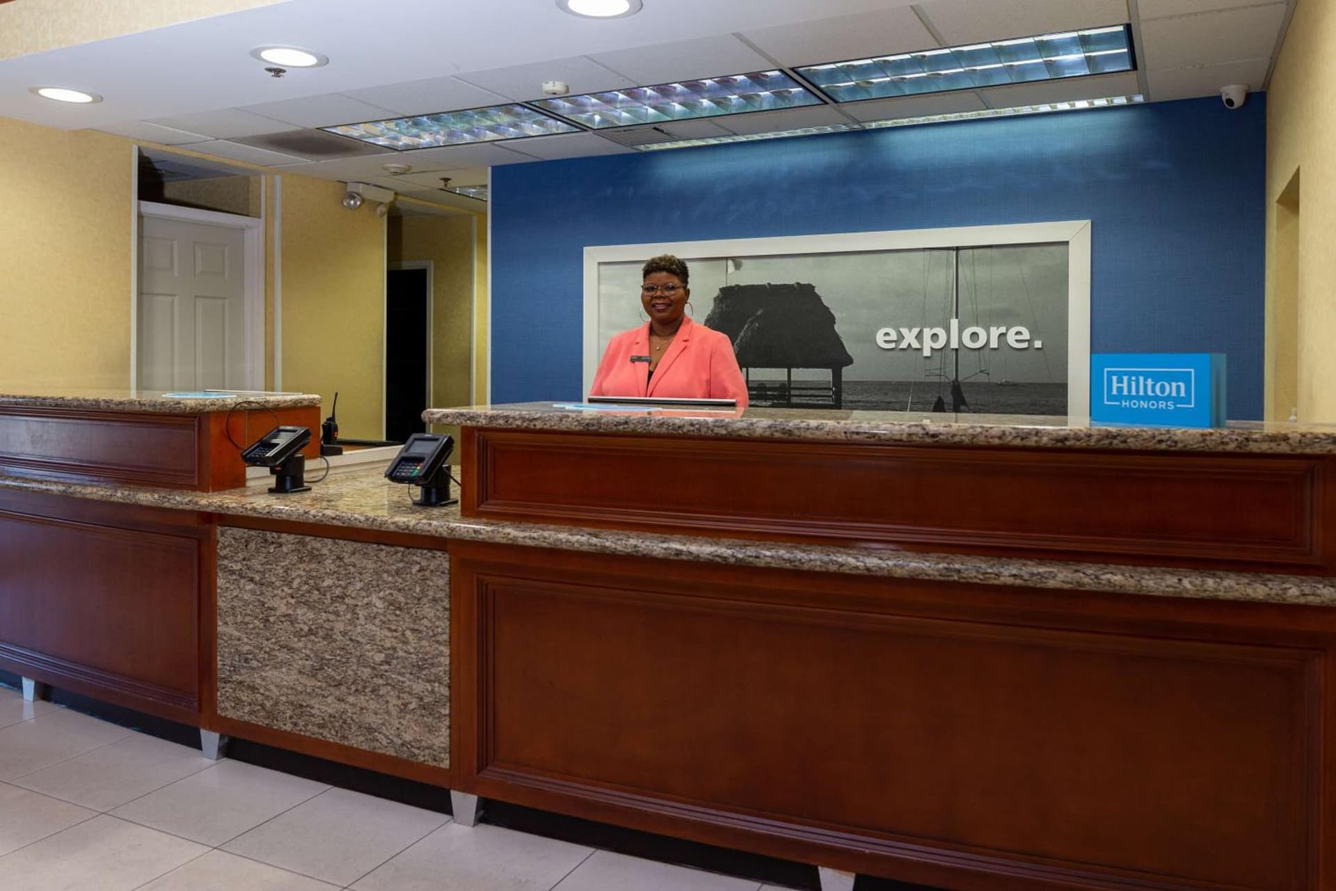 Hampton Inn & Suites Jacksonville Deerwood Park gallery photo in Jacksonville, FL — image 16