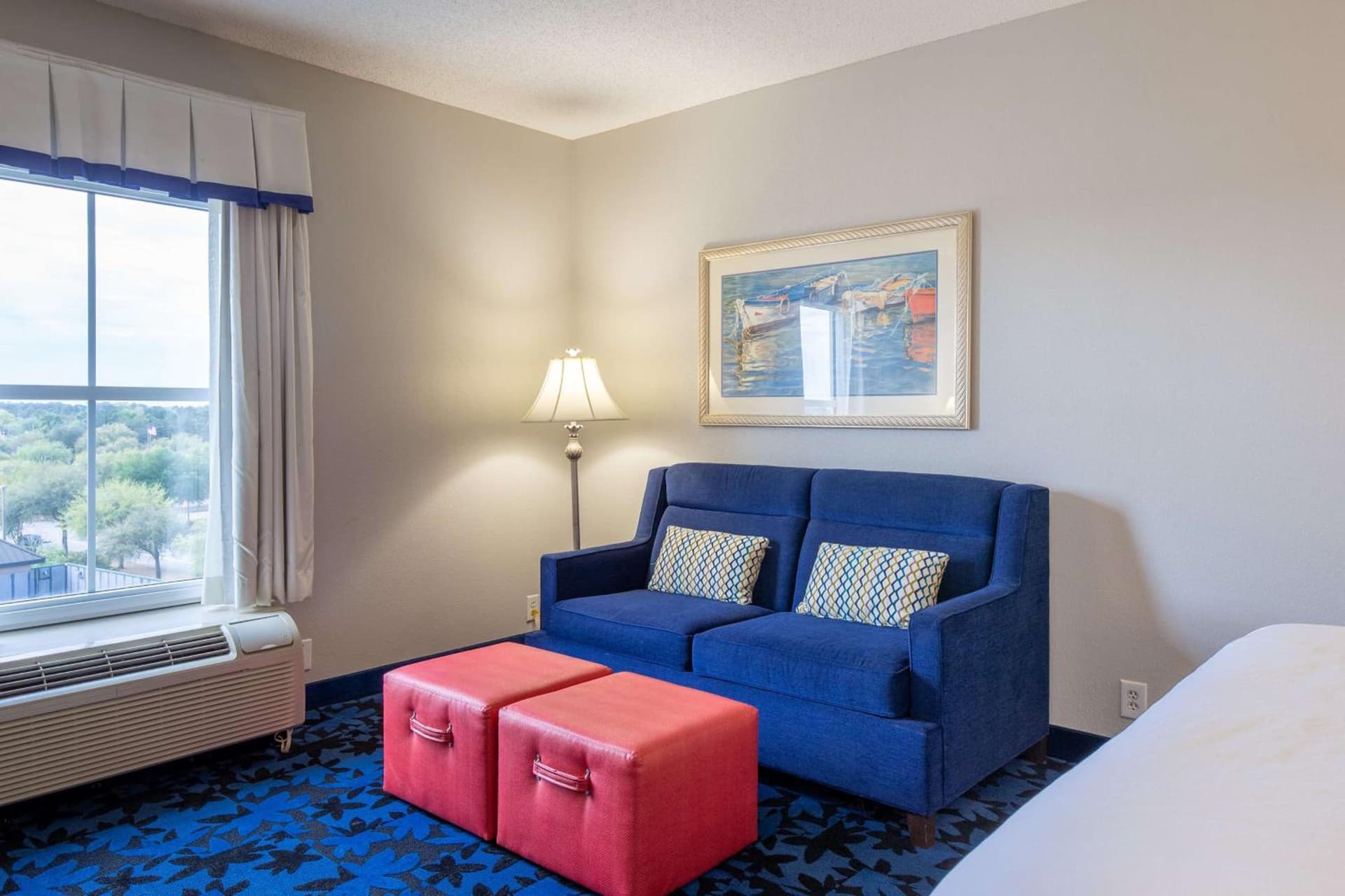 Hampton Inn & Suites Jacksonville Deerwood Park gallery photo in Jacksonville, FL — image 37