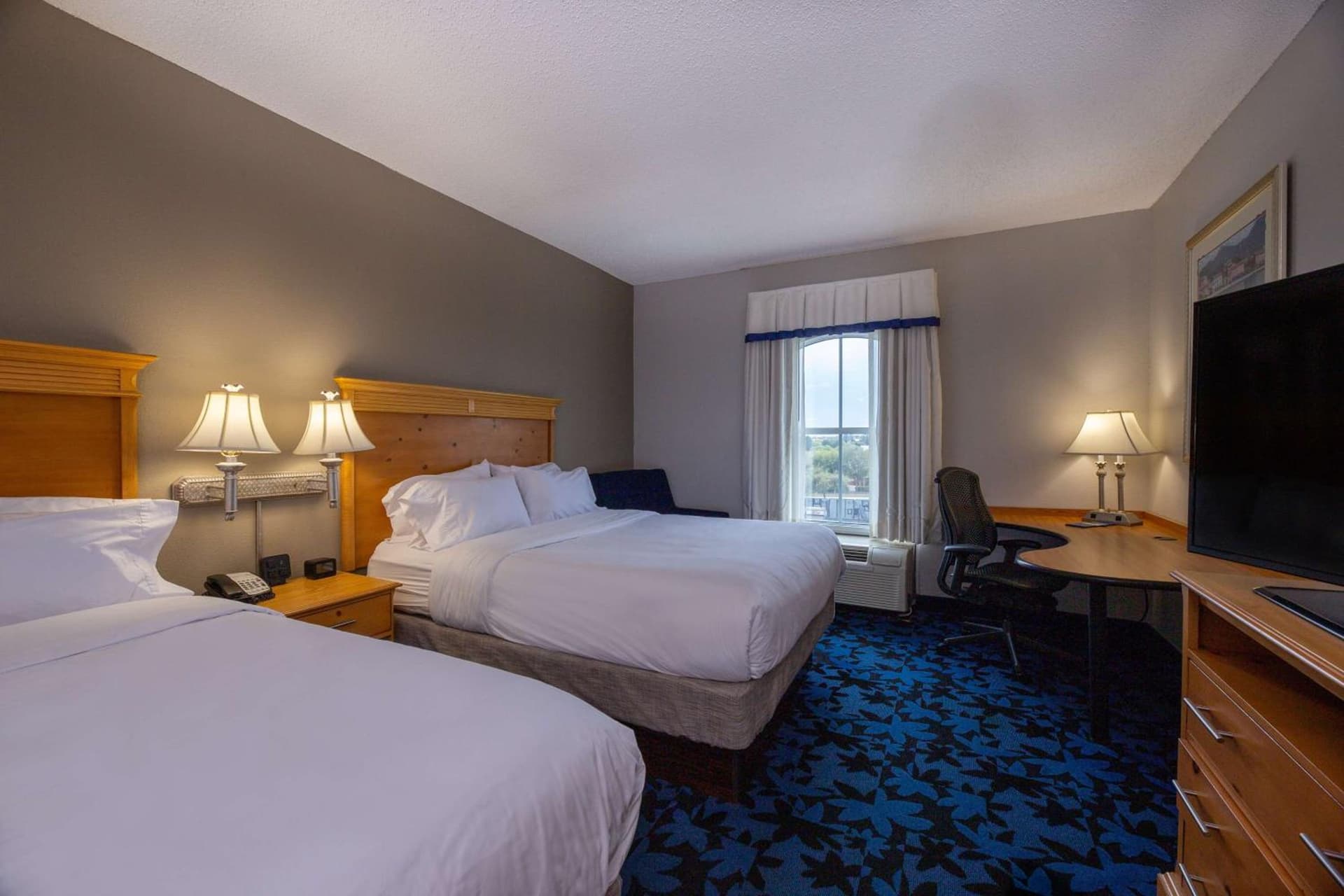 Hampton Inn & Suites Jacksonville Deerwood Park gallery photo in Jacksonville, FL — image 23