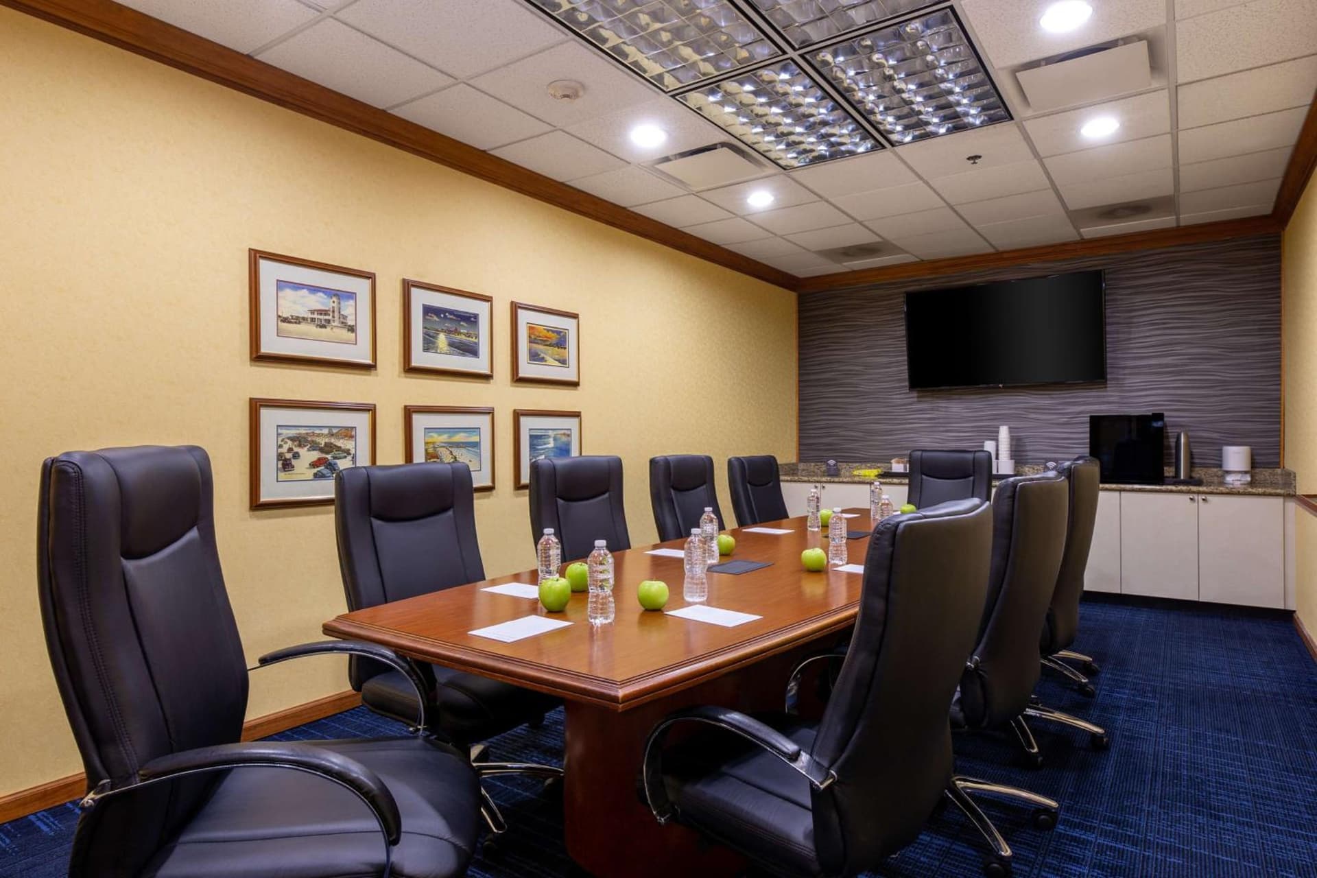 Hampton Inn & Suites Jacksonville Deerwood Park gallery photo in Jacksonville, FL — image 57