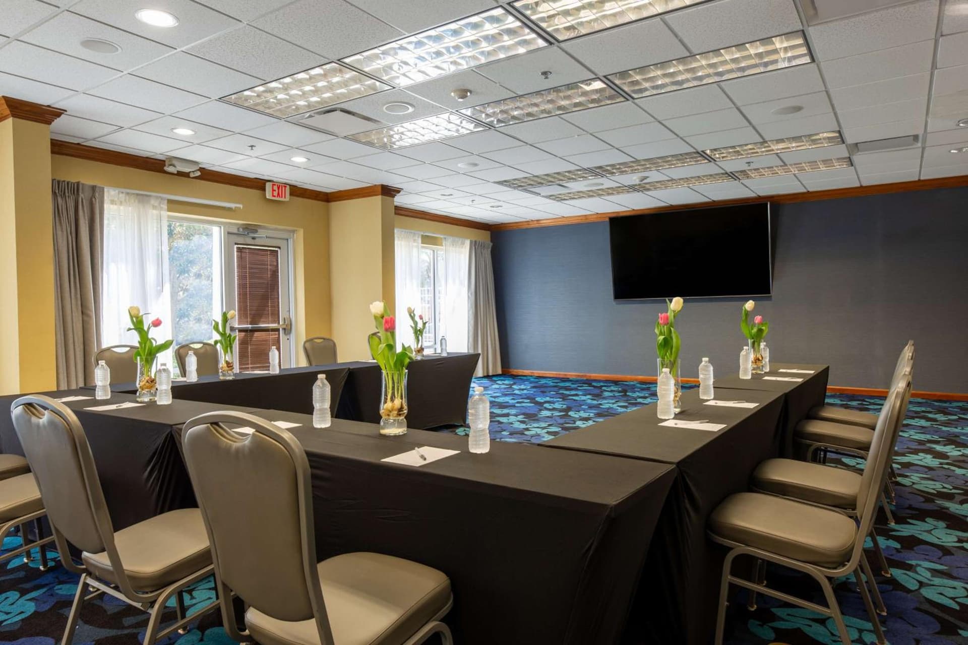 Hampton Inn & Suites Jacksonville Deerwood Park gallery photo in Jacksonville, FL — image 13