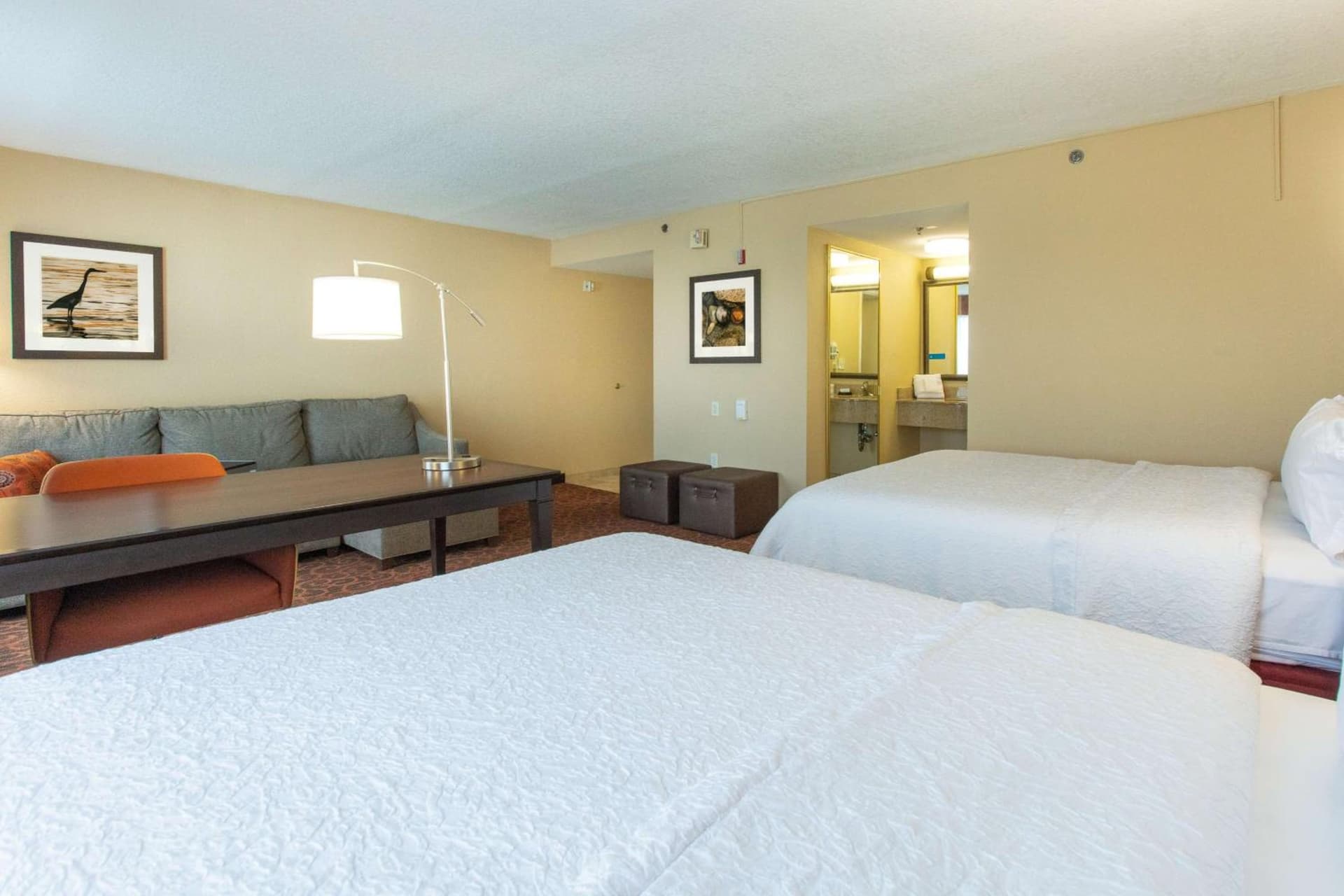 Hampton Inn & Suites Jacksonville-Airport gallery photo in Jacksonville, FL — image 10