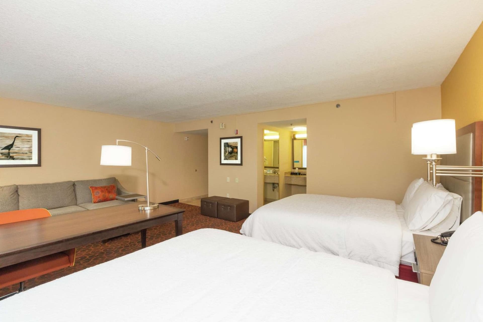 Hampton Inn & Suites Jacksonville-Airport gallery photo in Jacksonville, FL — image 7