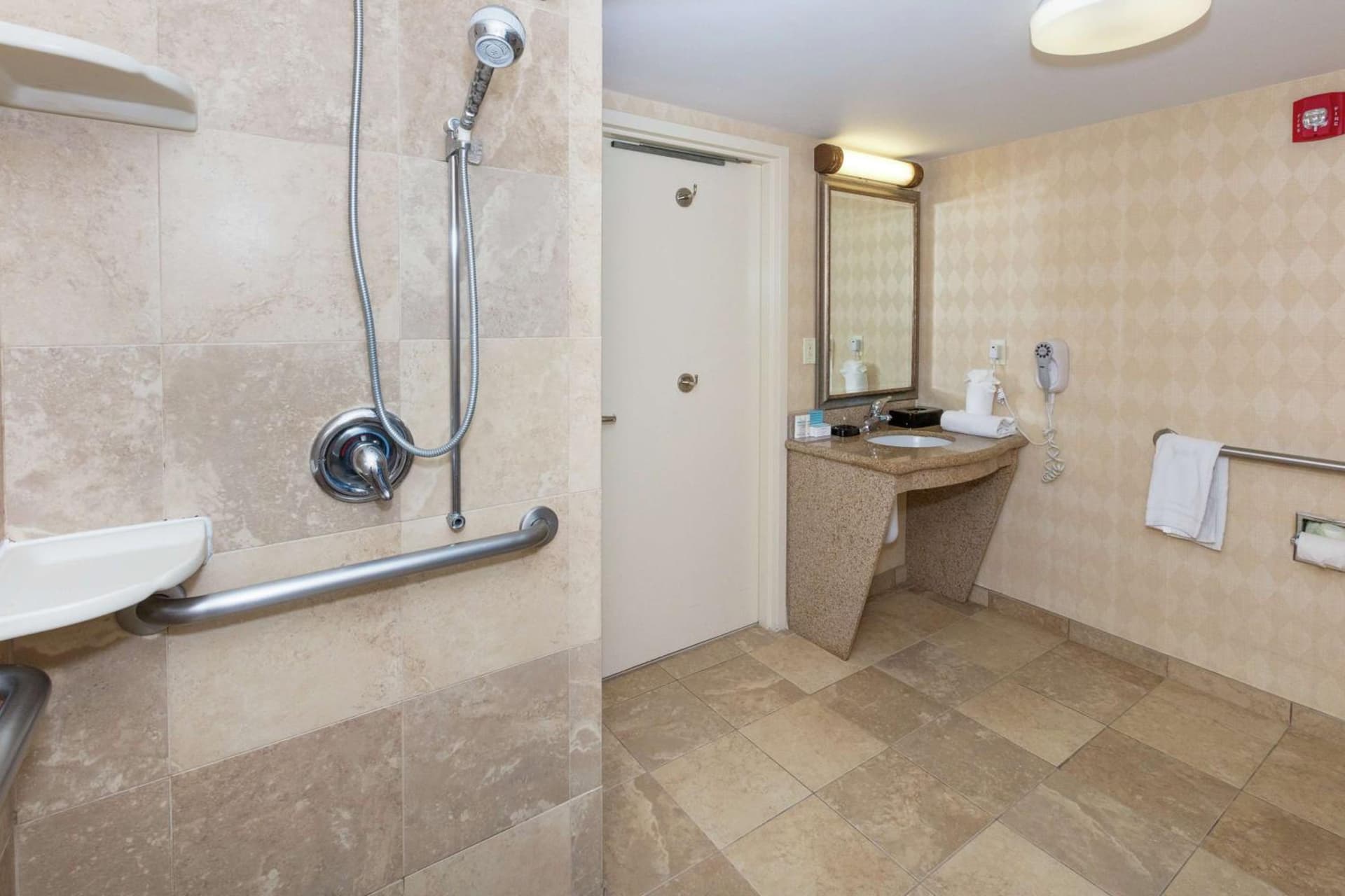 Hampton Inn & Suites Jacksonville-Airport gallery photo in Jacksonville, FL — image 6