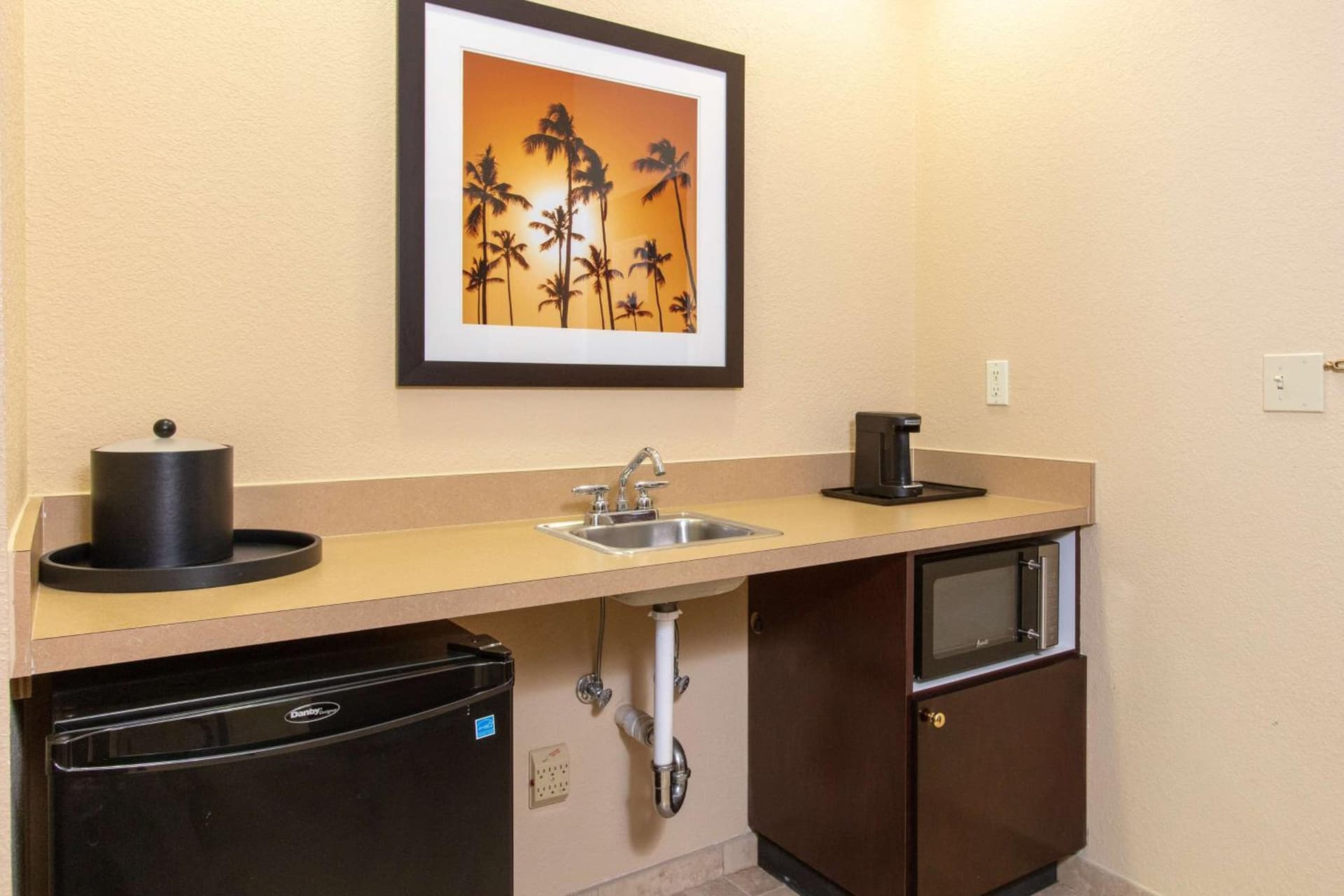Hampton Inn & Suites Jacksonville-Airport gallery photo in Jacksonville, FL — image 35