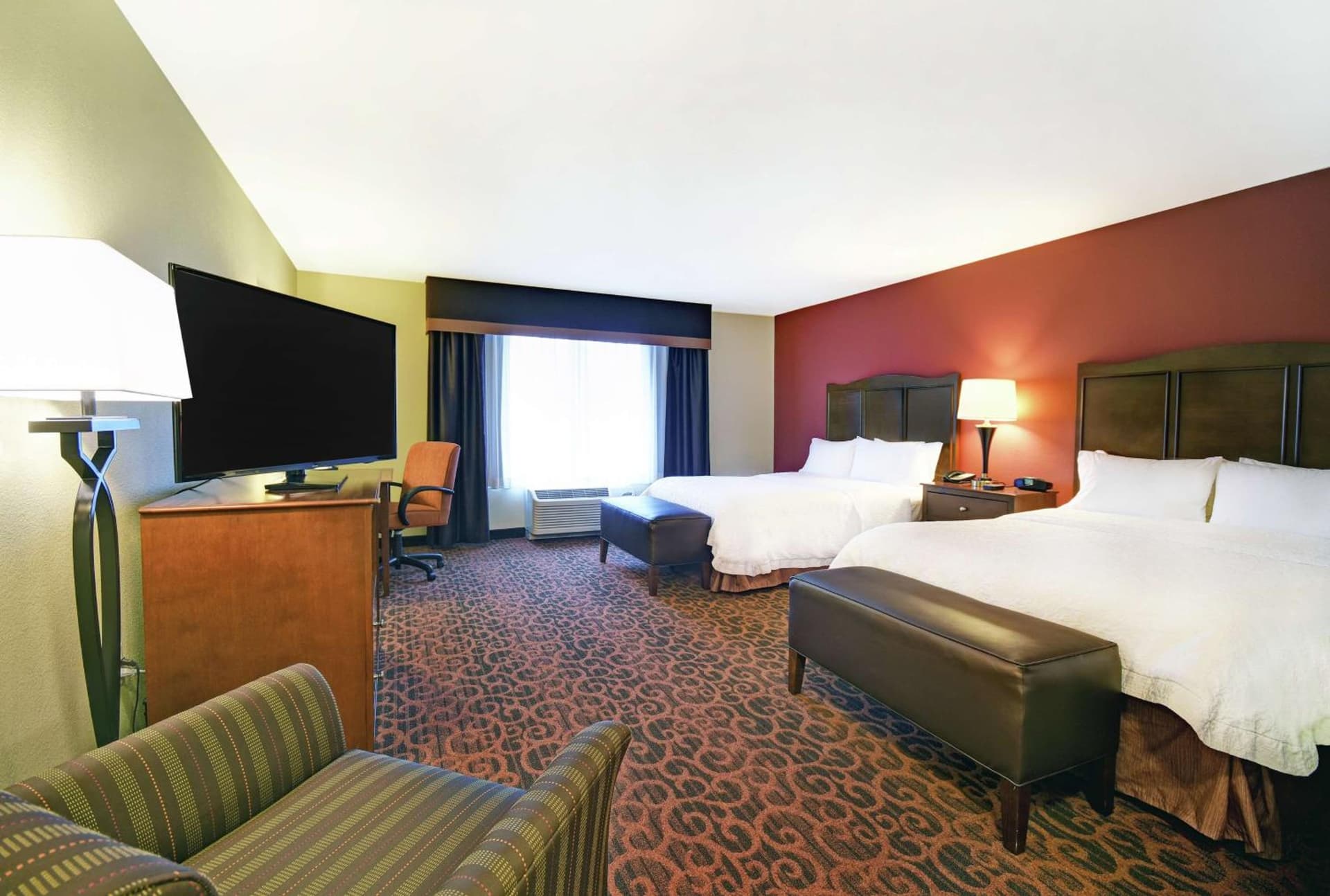 Hampton Inn Beloit gallery photo in Beloit, WI — image 38