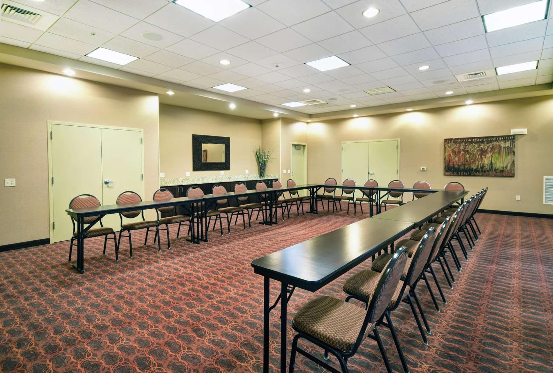 Hampton Inn Beloit gallery photo in Beloit, WI — image 45