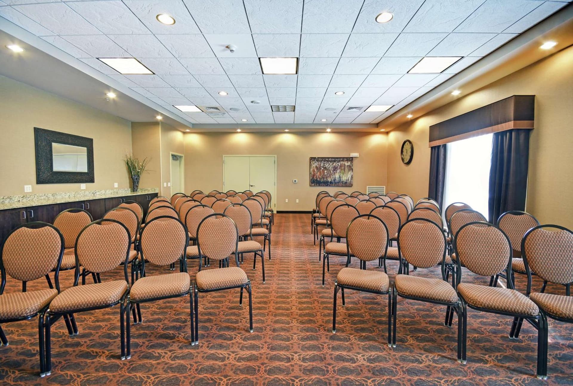 Hampton Inn Beloit gallery photo in Beloit, WI — image 28