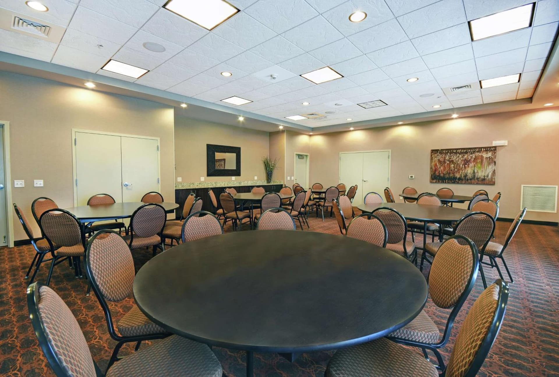 Hampton Inn Beloit gallery photo in Beloit, WI — image 42