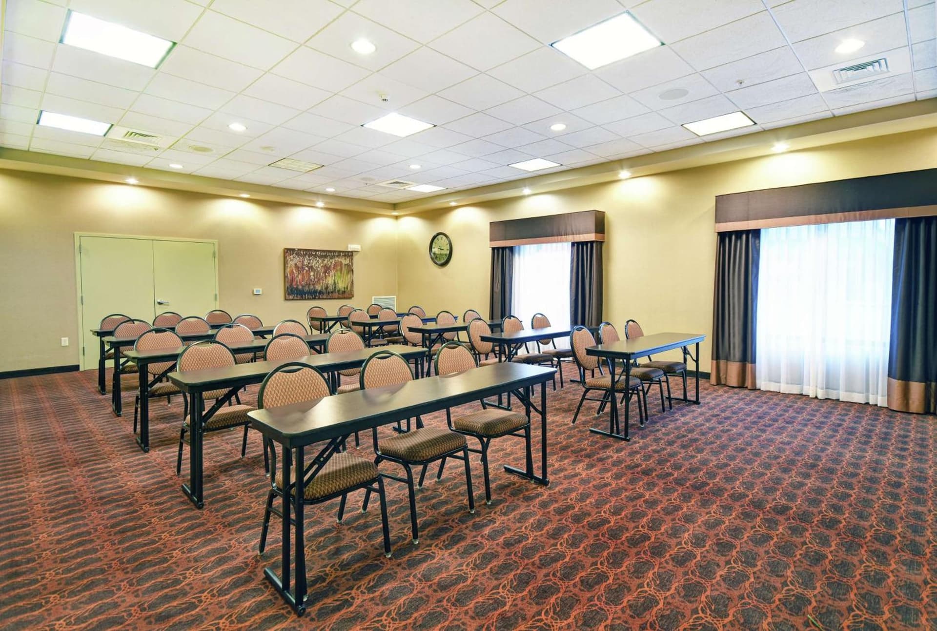 Hampton Inn Beloit gallery photo in Beloit, WI — image 5
