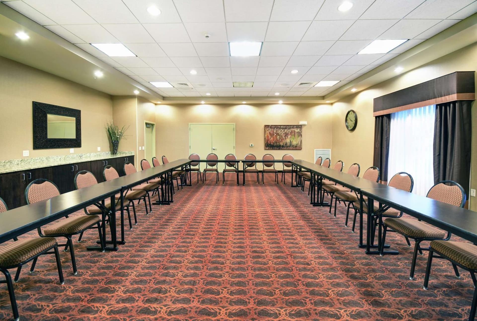 Hampton Inn Beloit gallery photo in Beloit, WI — image 19