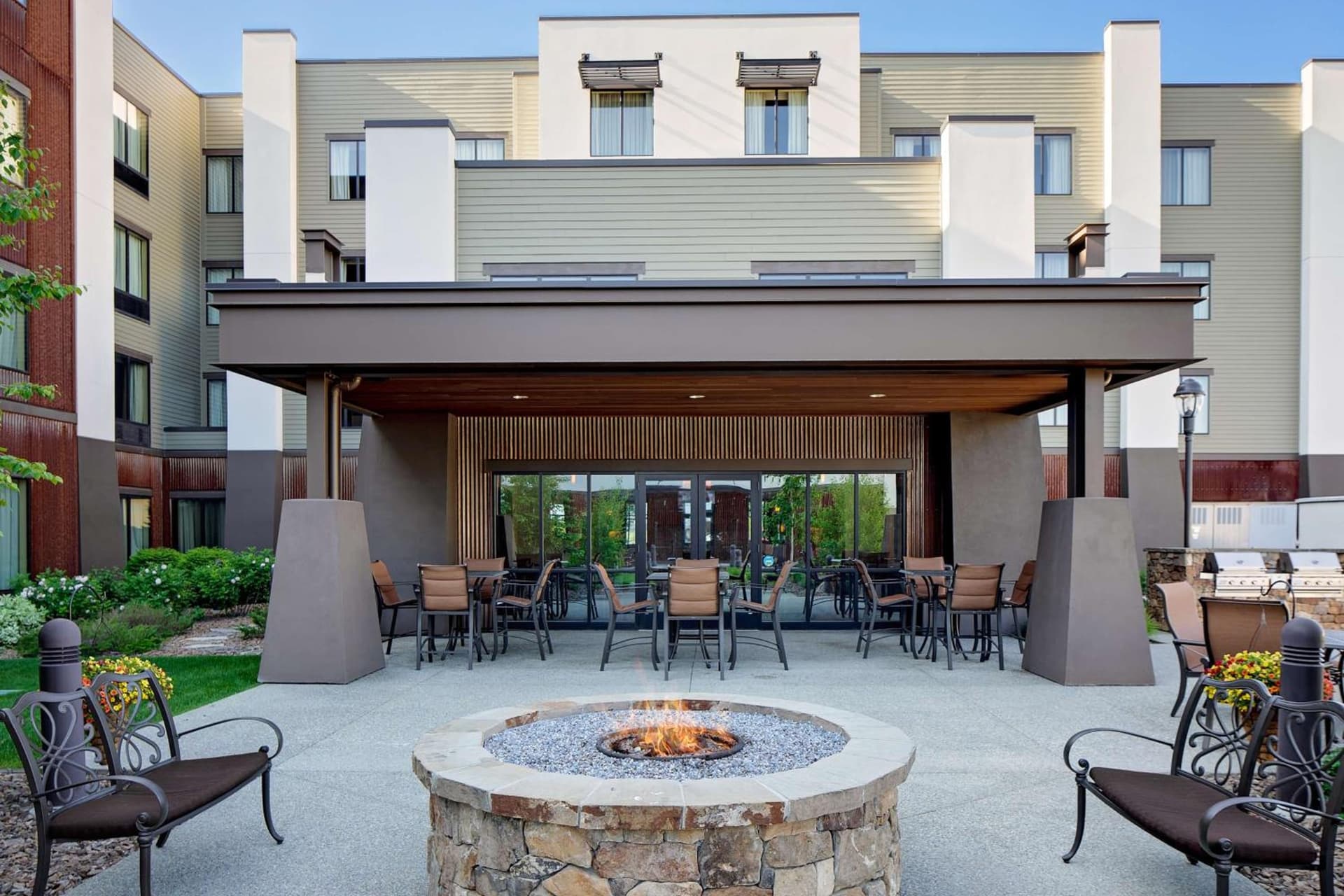 Homewood Suites by Hilton Kalispell property views in Kalispell, MT — gallery photo 3