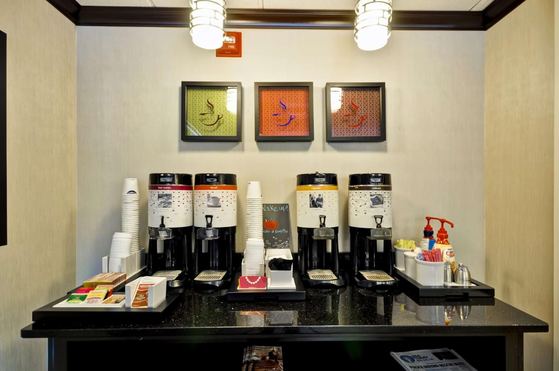 Hampton Inn Overland Park gallery photo in Overland Park, KS — image 13
