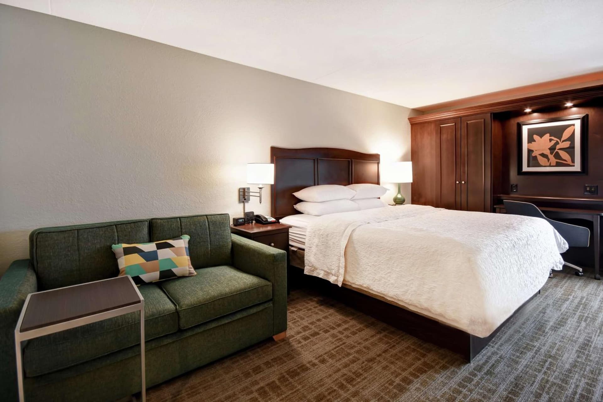 Hampton Inn Overland Park gallery photo in Overland Park, KS — image 17