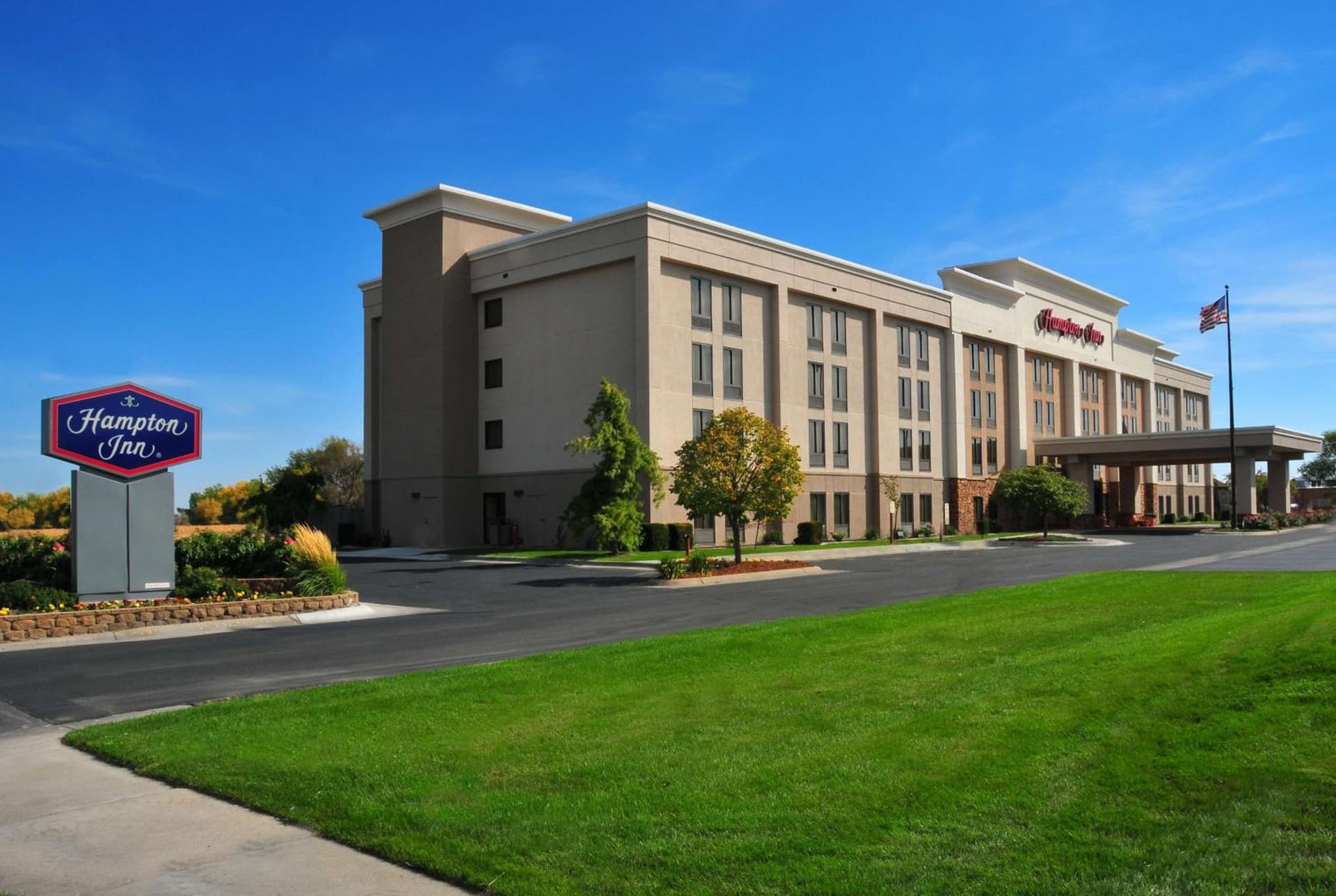 Hampton by Hilton - North Platte interior in North Platte, NE — gallery photo 2