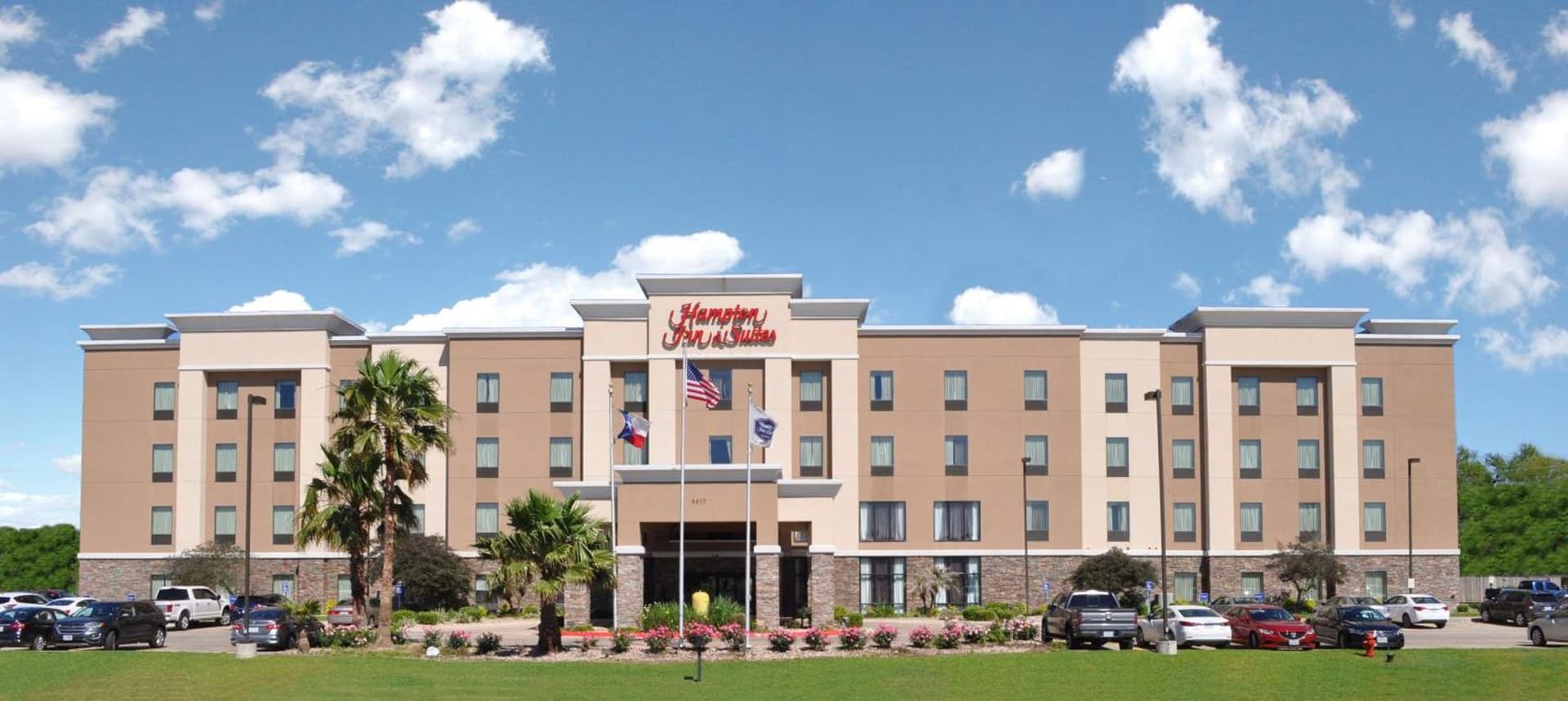 Hampton Inn & Suites Bay City featured exterior or lobby in Bay City, TX — similar hotel