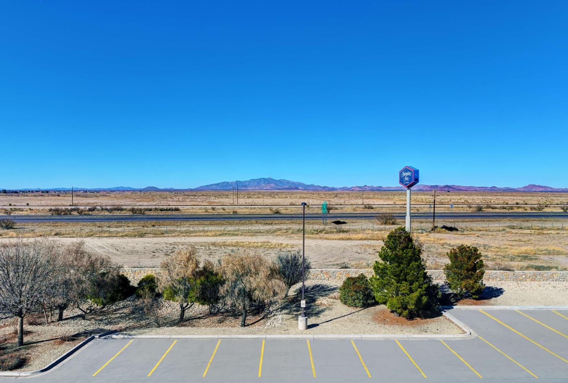Hampton Inn By Hilton Deming property views in Deming, NM — gallery photo 3