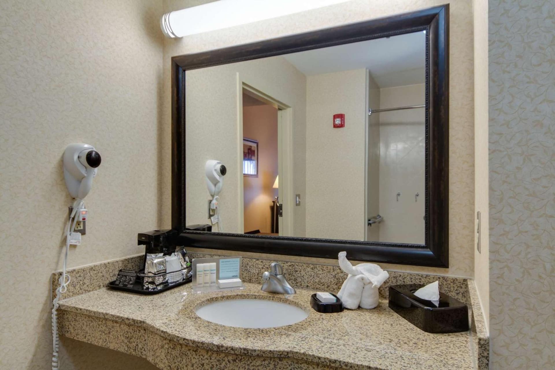 Hampton Inn & Suites Las Cruces I-25 gallery photo in Las Cruces, NM — image 25