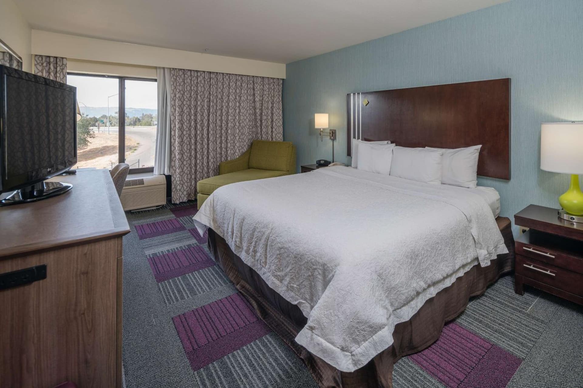 Hampton Inn Livermore property views in Livermore, CA — gallery photo 3