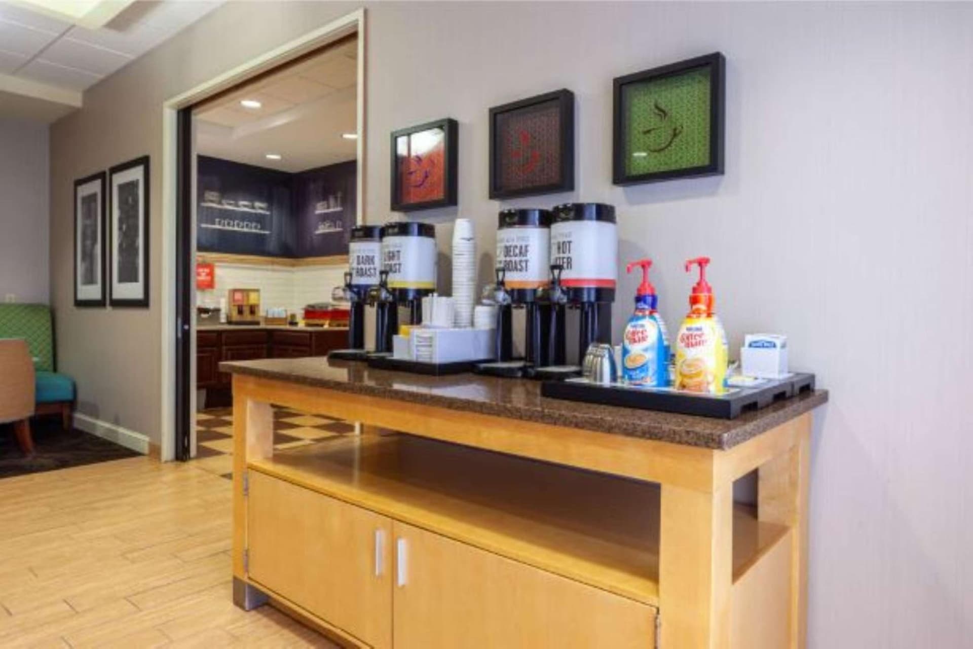 Hampton Inn Inwood gallery photo in Inwood, WV — image 25
