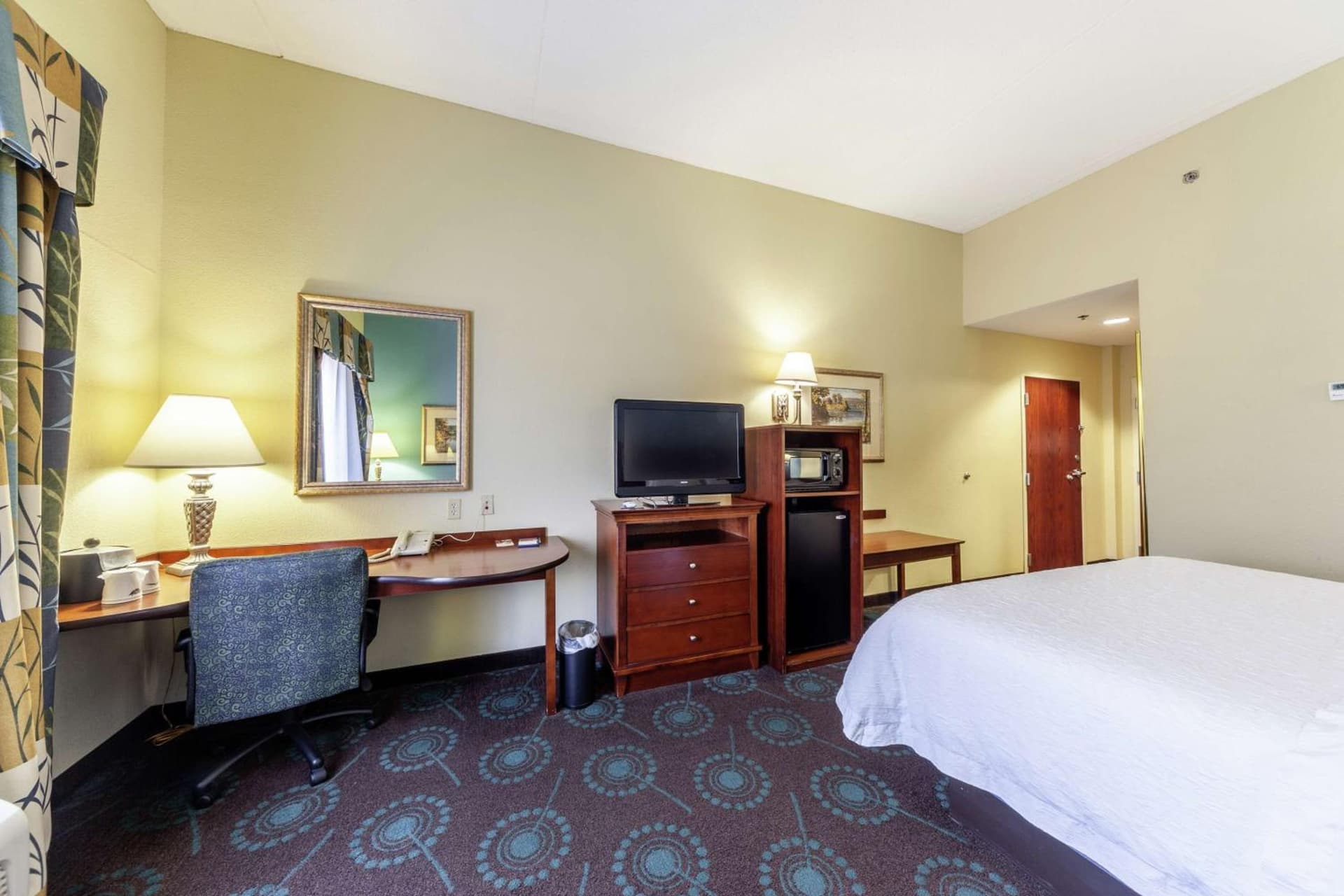 Hampton Inn Inwood gallery photo in Inwood, WV — image 24