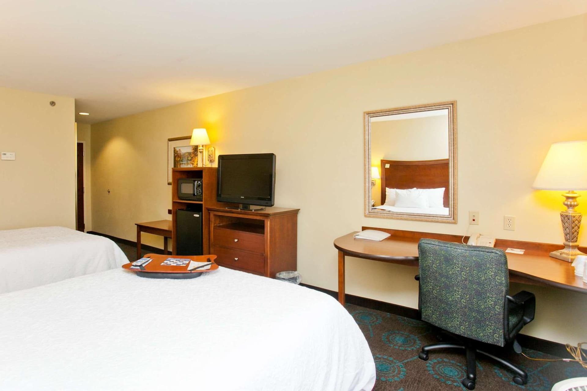Hampton Inn Inwood gallery photo in Inwood, WV — image 40
