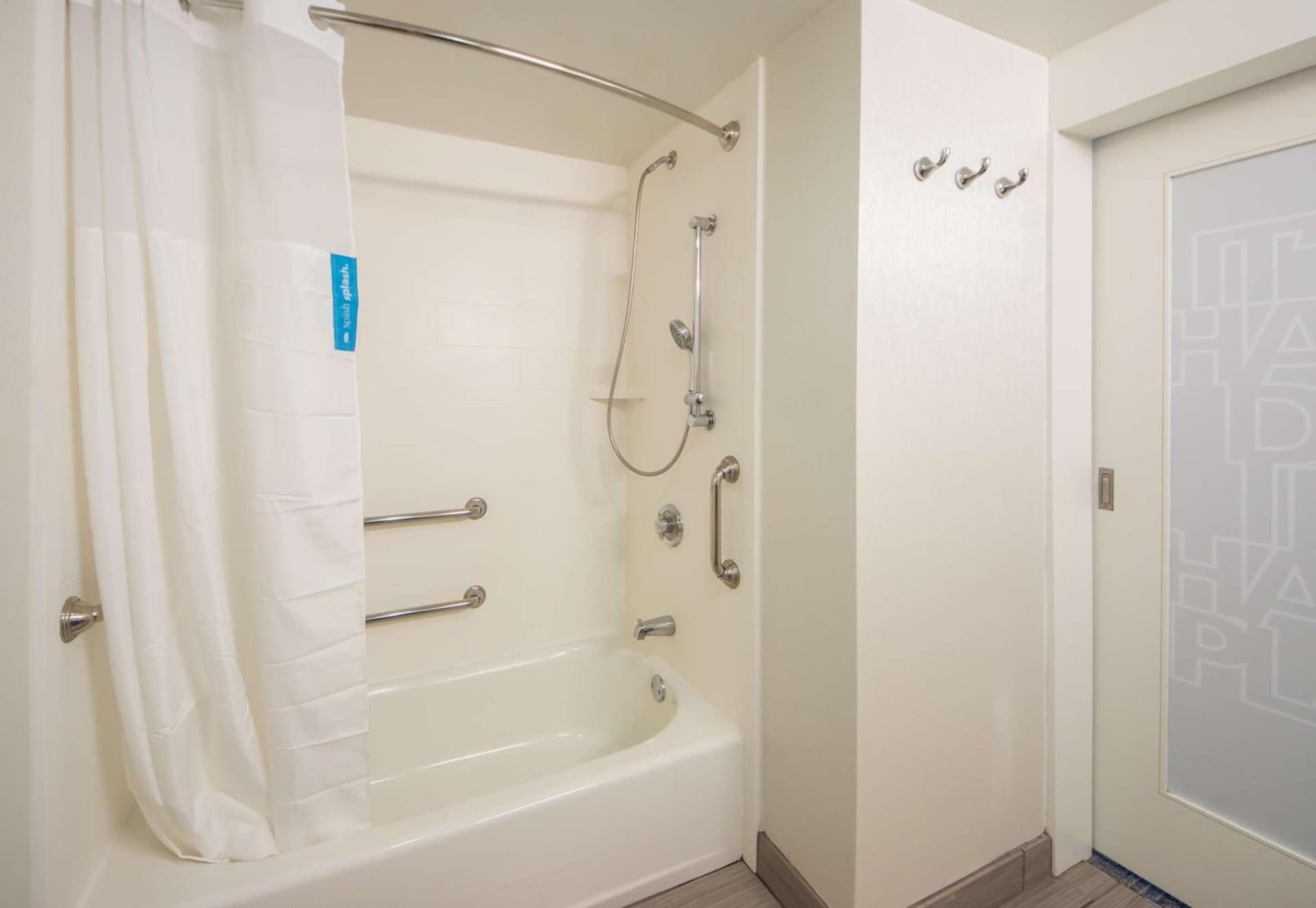 Hampton Inn Lakeland gallery photo in Lakeland, FL — image 17