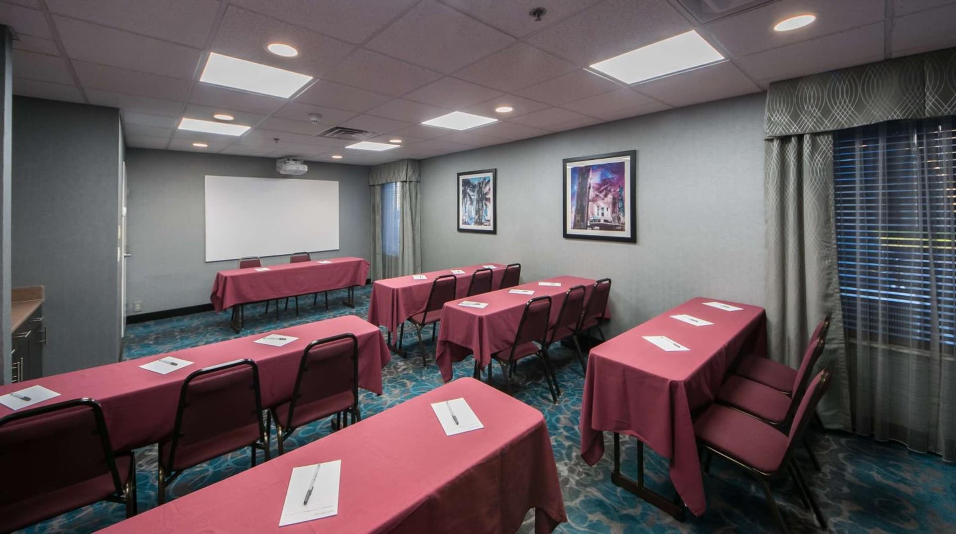 Hampton Inn Lakeland gallery photo in Lakeland, FL — image 4
