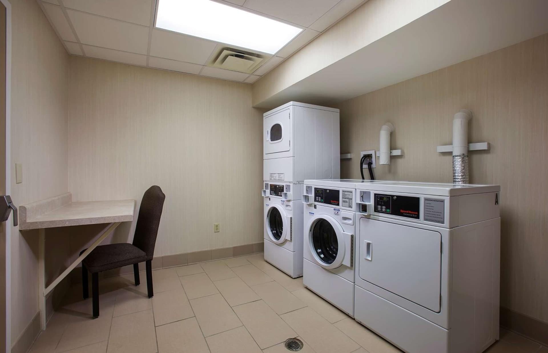 Hampton Inn Lake Buena Vista / Orlando property views in Orlando, FL — gallery photo 3