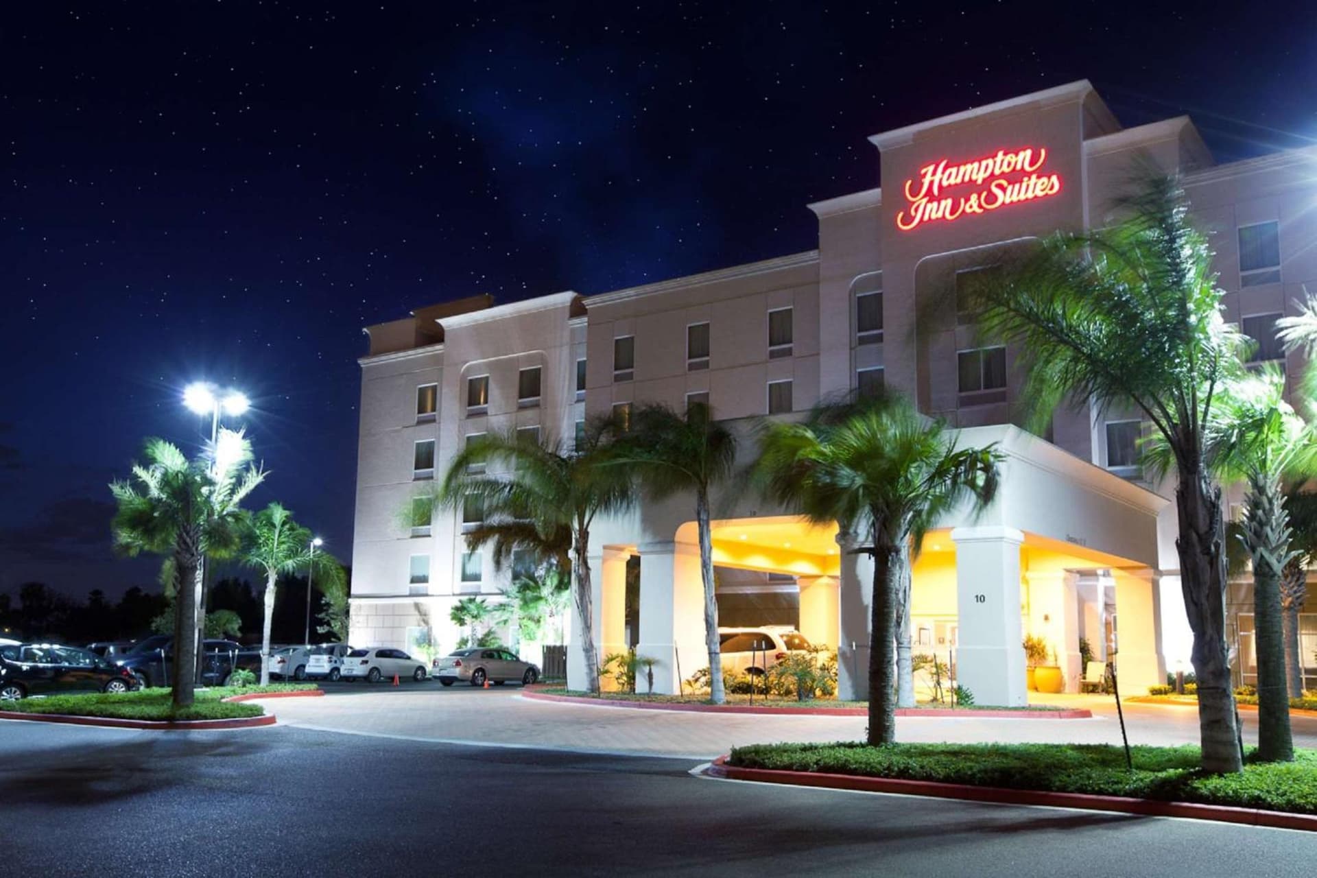 Hampton Inn & Suites McAllen property views in McAllen, TX — gallery photo 3