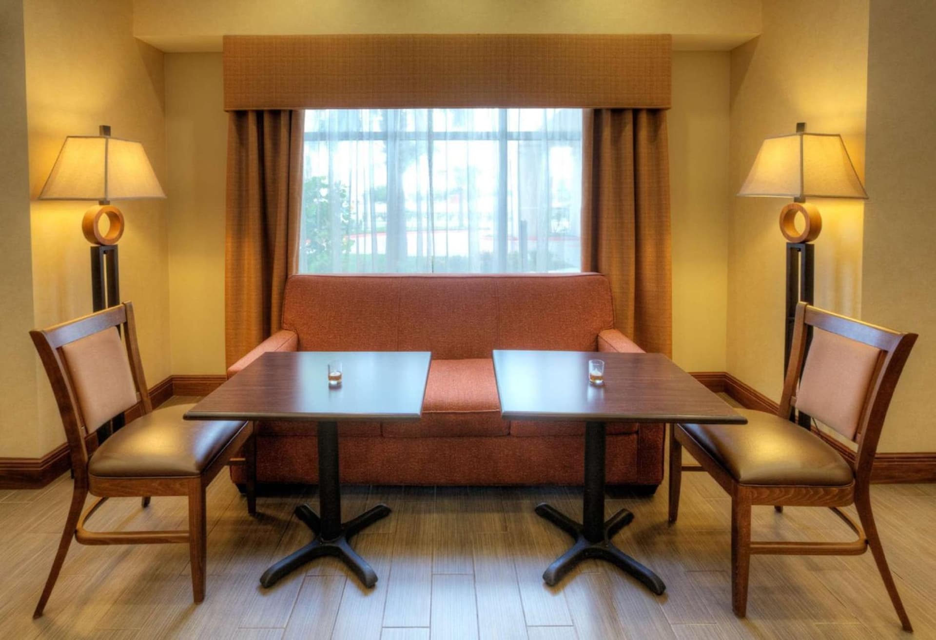 Hampton Inn & Suites McAllen gallery photo in McAllen, TX — image 11
