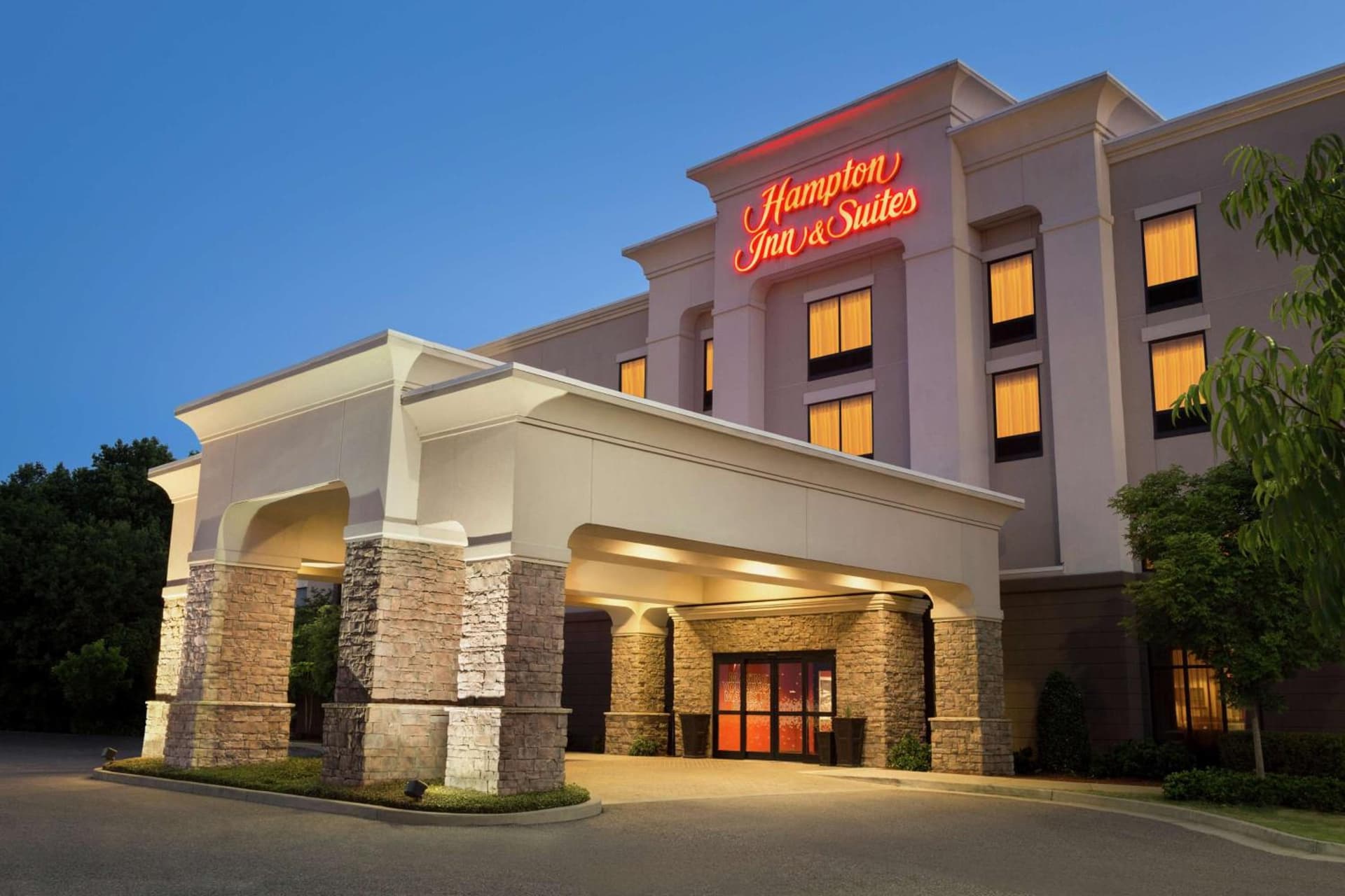 Hampton Inn & Suites Prattville featured exterior or lobby in Prattville, AL — similar hotel