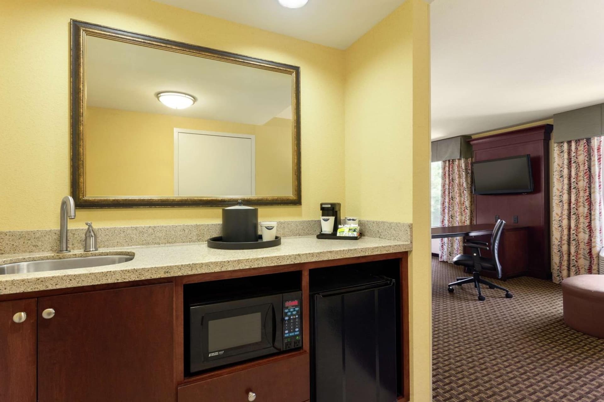 Hampton Inn & Suites Prattville gallery photo in Prattville, AL — image 13